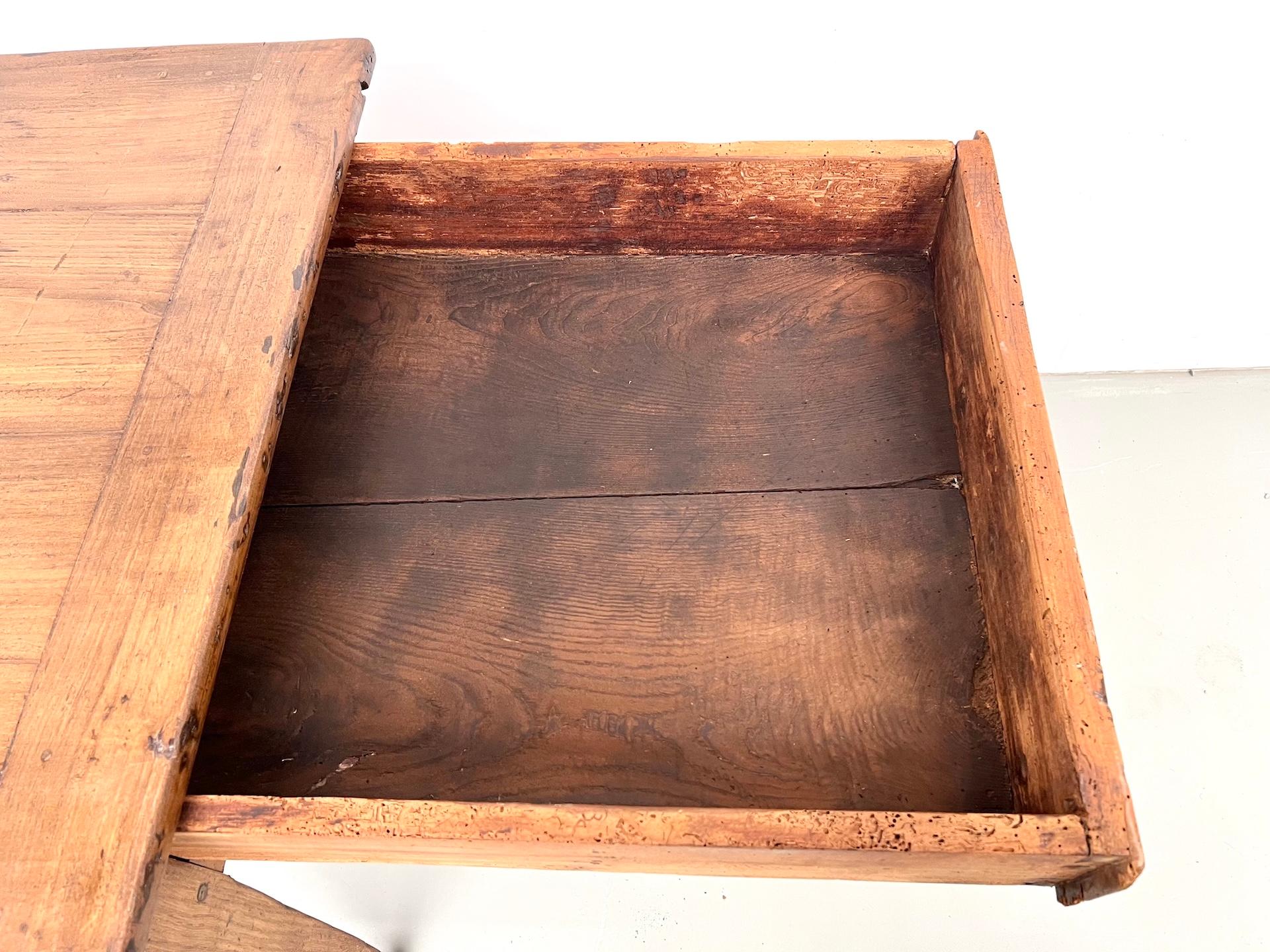Antique french table in solid oak, around 1890. For Sale 12