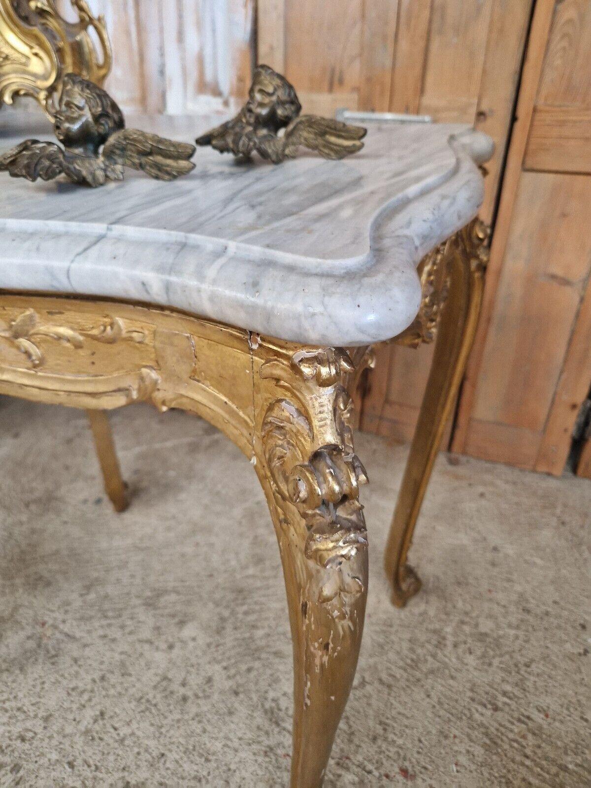Antiker französischer Tisch im Louis-XV-Stil mit Marmorplatte (Französisch) im Angebot