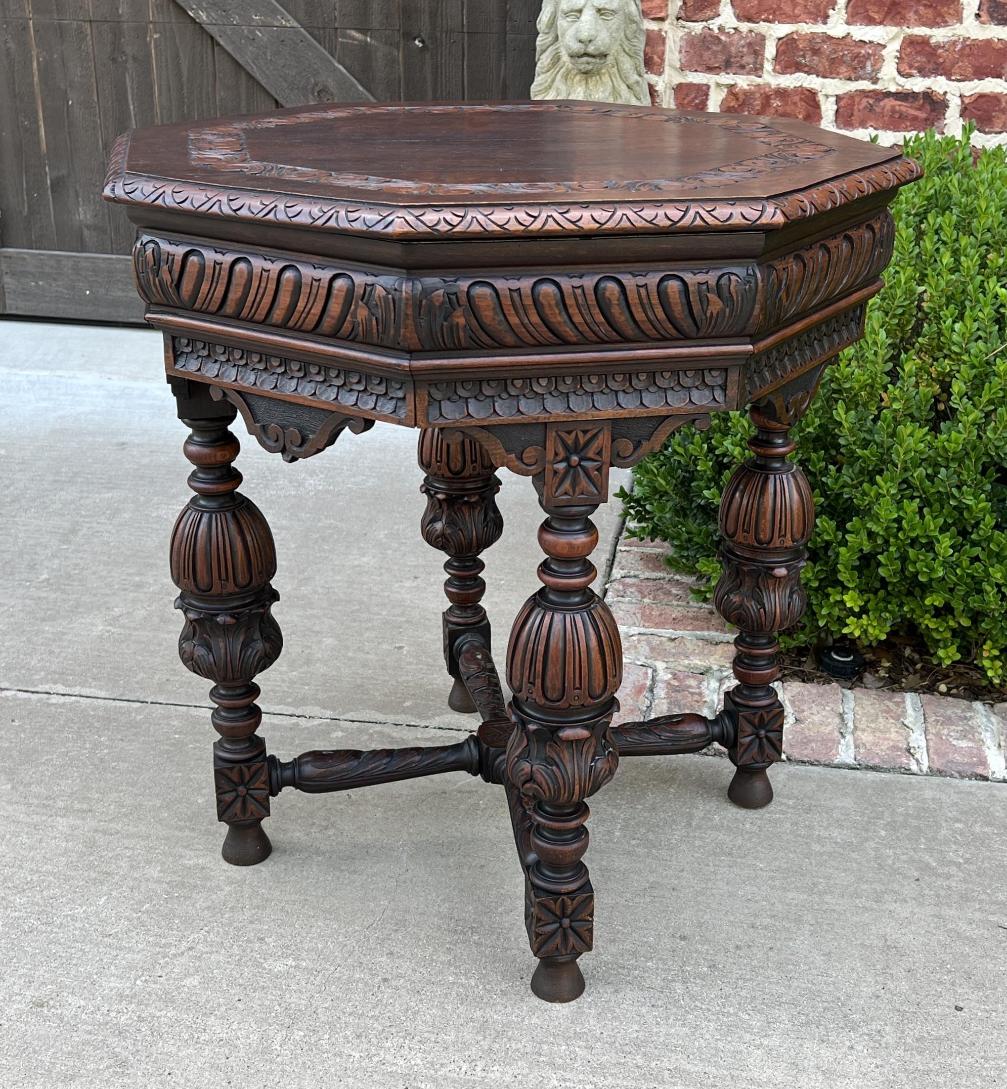 Antique French Table Octagonal Renaissance Revival Carved Oak, 19th Century For Sale 10