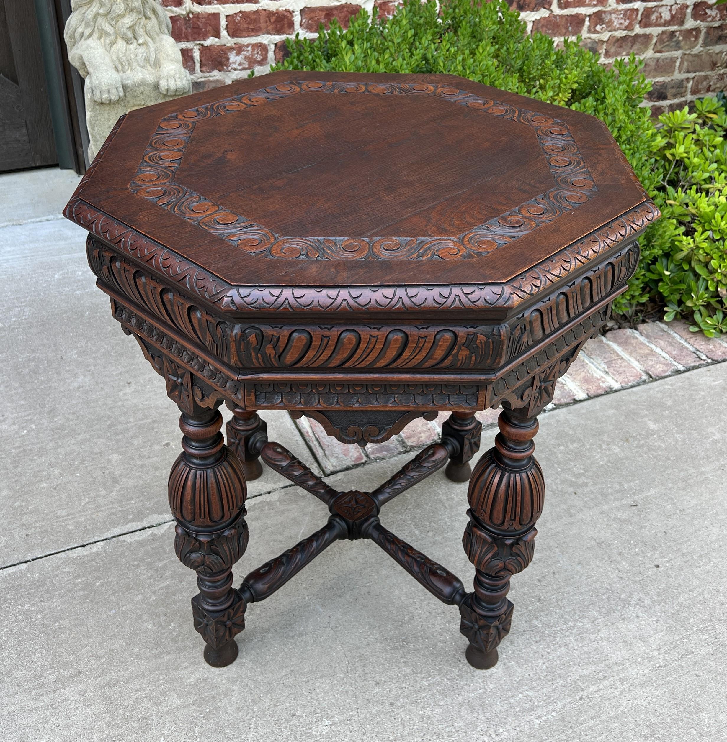 Antique French Table Octagonal Renaissance Revival Carved Oak, 19th Century In Good Condition For Sale In Tyler, TX