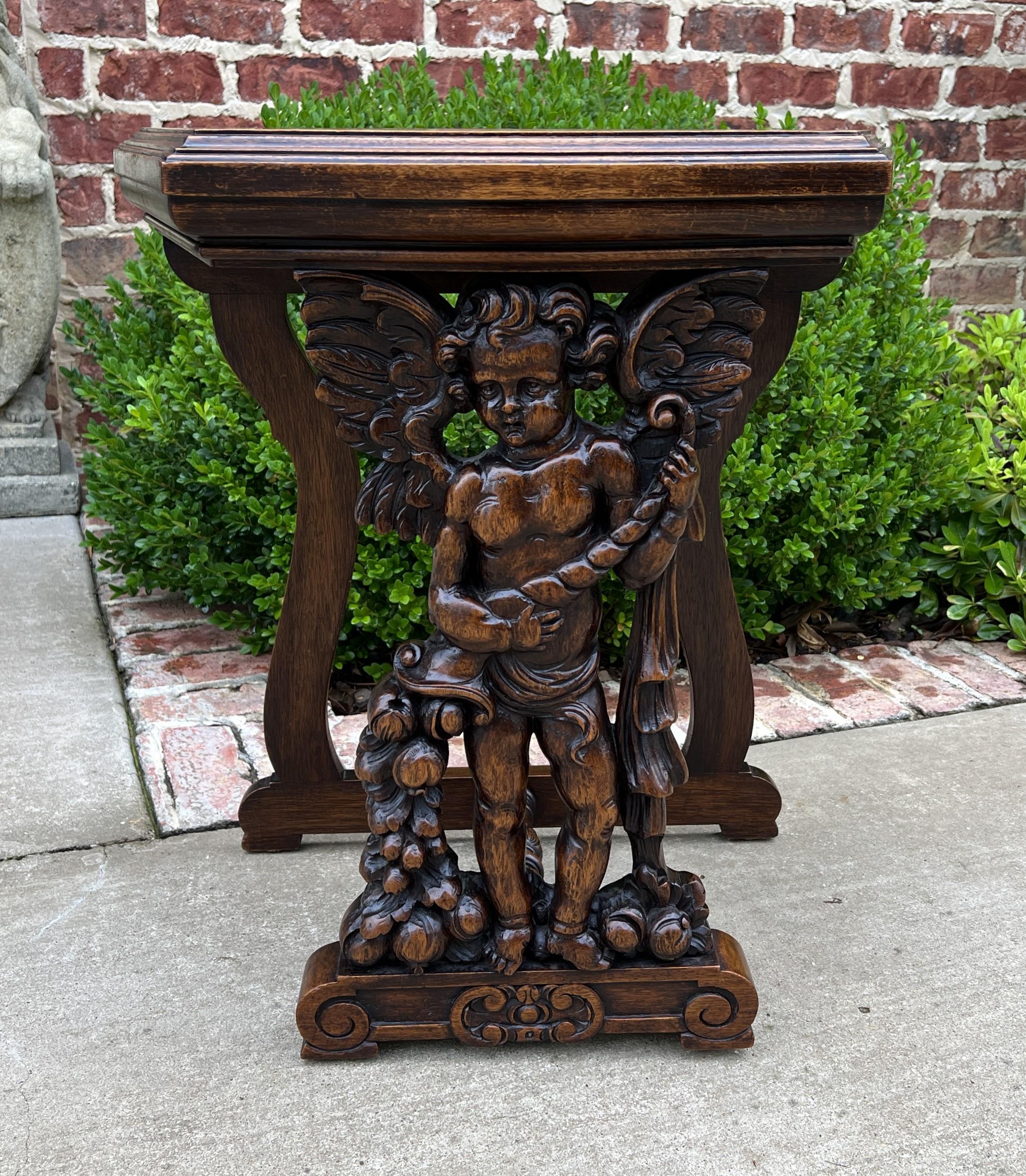 Antique French Table Side Table End Table Nightstand Pedestal Cherub Walnut In Good Condition In Tyler, TX
