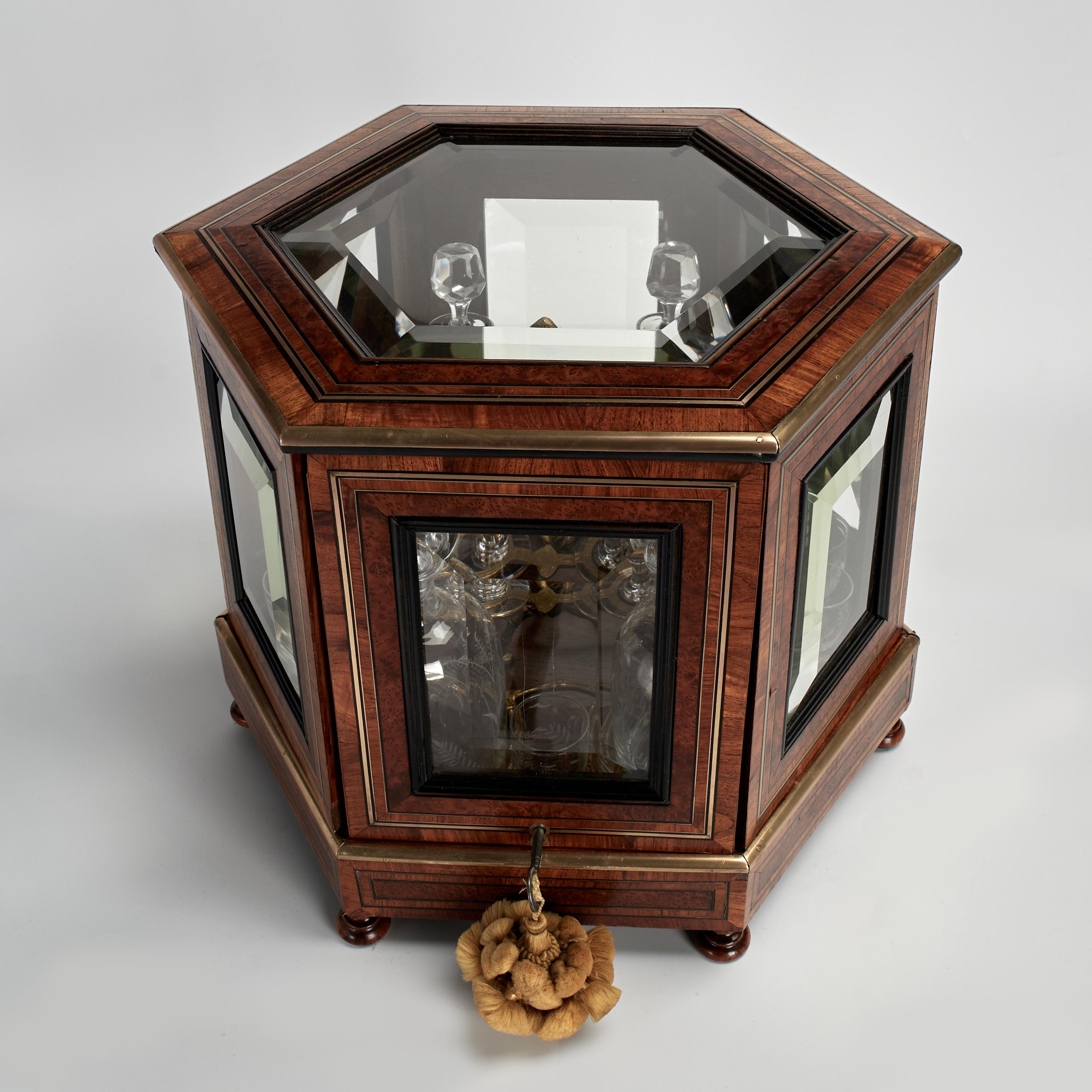 Antique French Tantalus Decanter Set da bar In condizioni buone in vendita a Palm Beach, FL