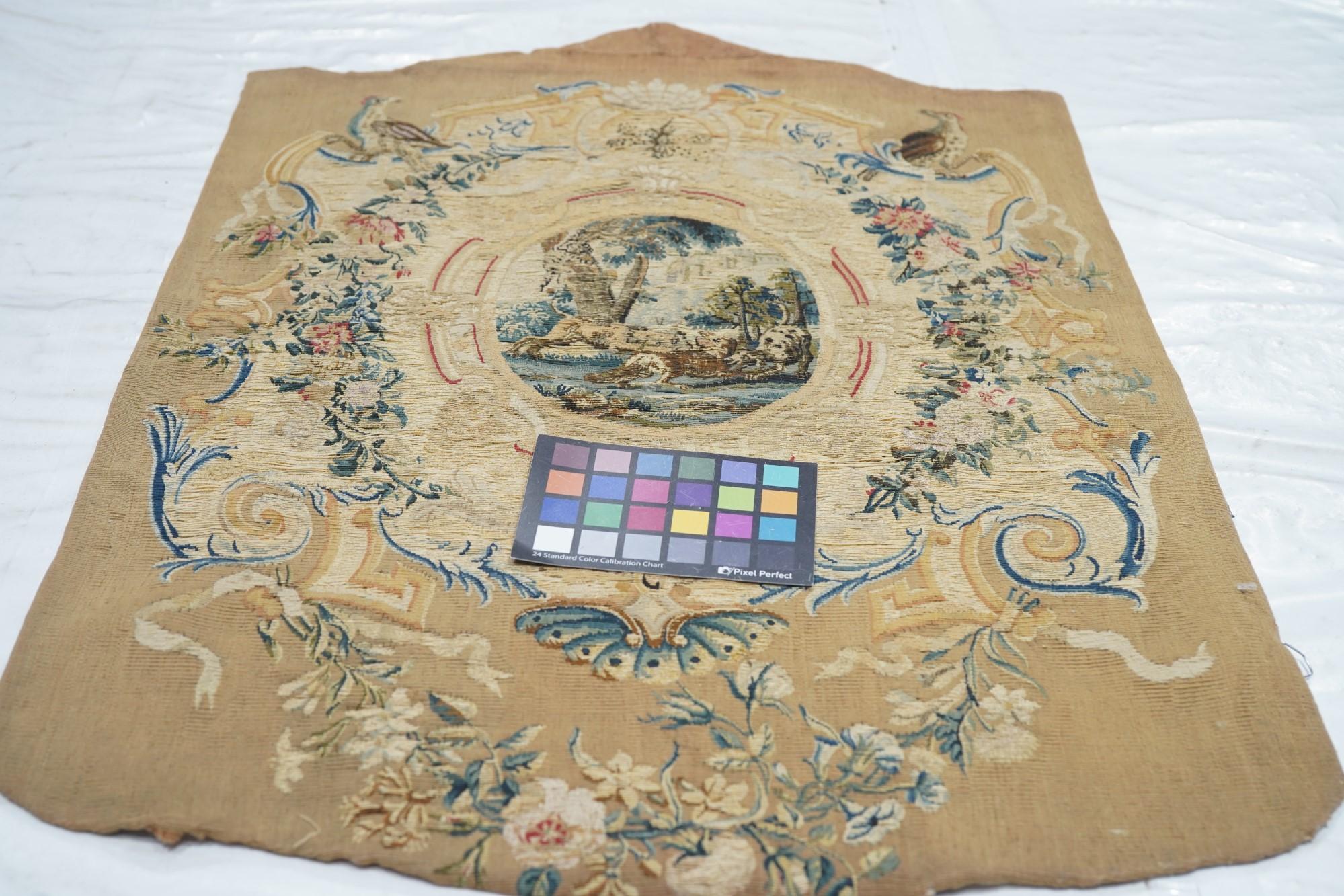 Tapisserie française antique 2' x 3' en vente 2