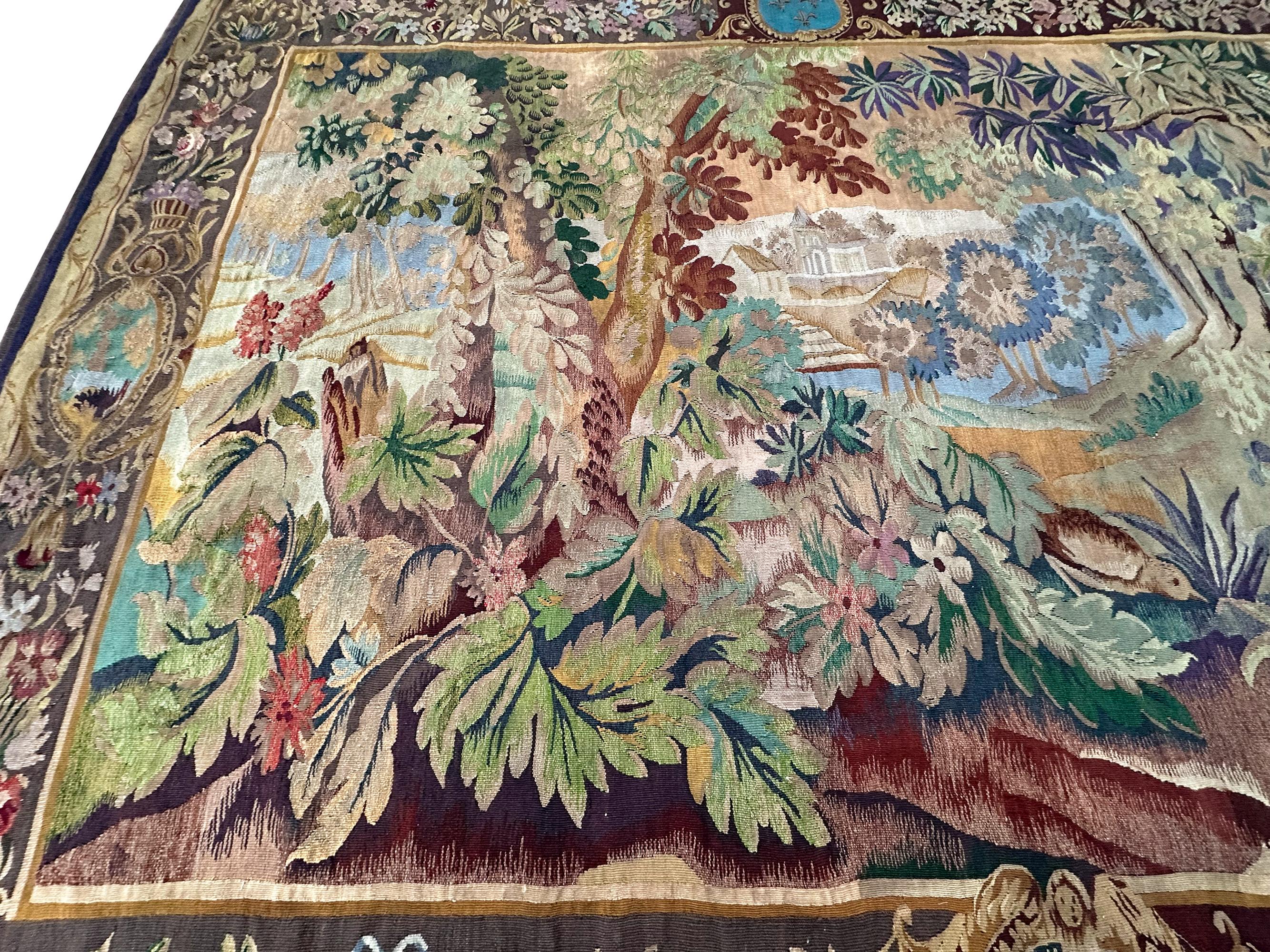 Antique French Tapestry Art Nouveau Tapiz antiguo 208cm x 257cm 7'x9'  c.1920 en Bueno estado para la venta en New York, NY