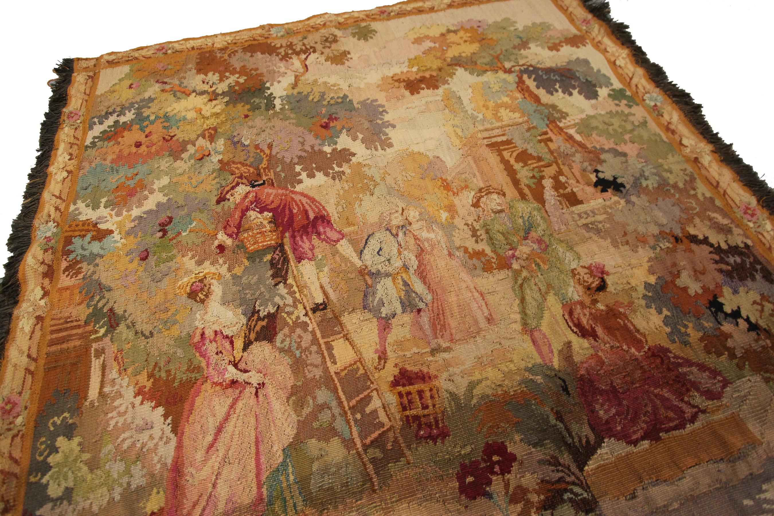 Antique tapisserie française Verdure Noblemen Gathering Fruit Tree 5x5 135 cm x 140 cm en vente 1