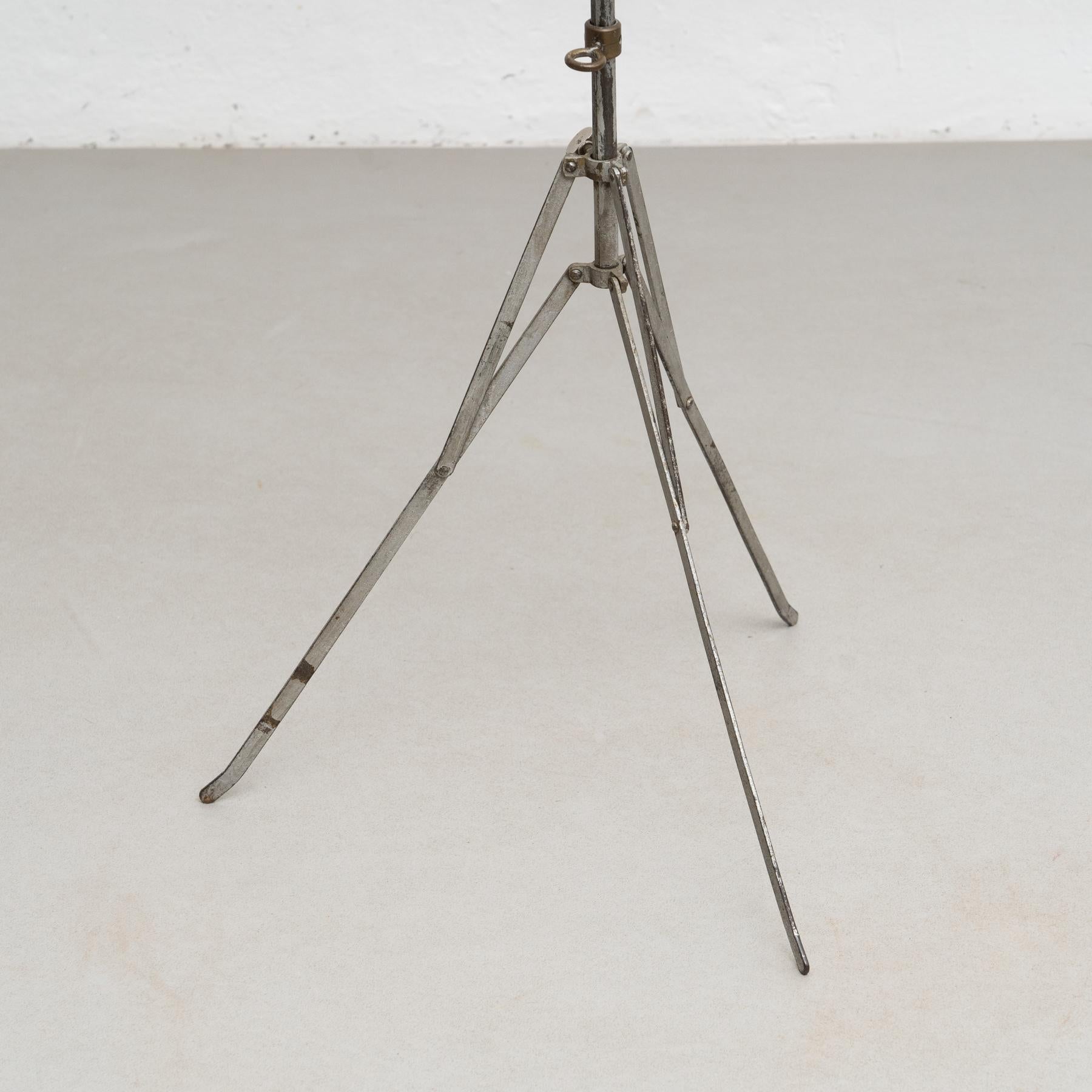 Antique French Telescopic Metal Music Stand, circa 1940 For Sale 4
