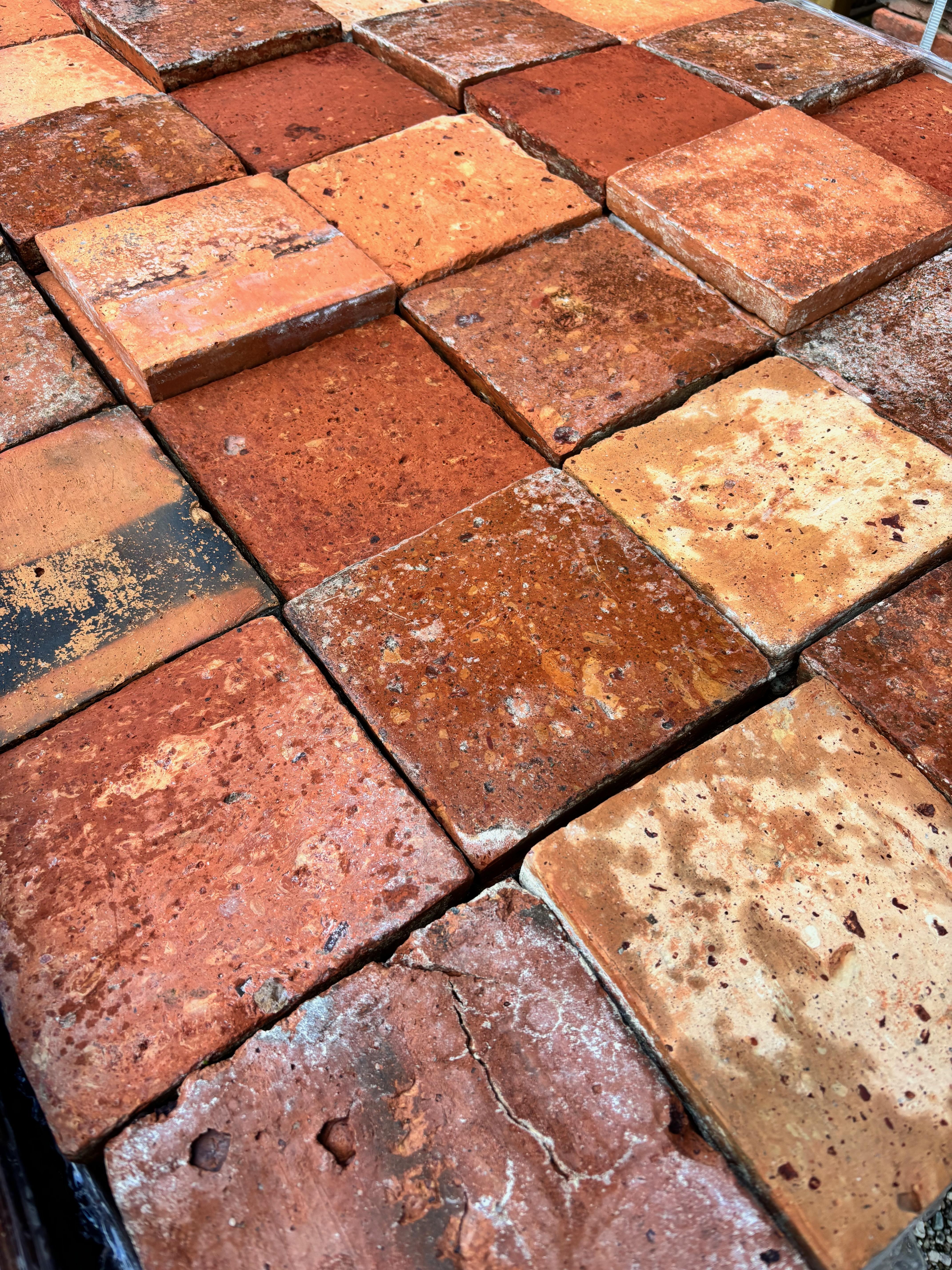 Terre cuite Tiles français anciens en terre cuite (17-18-19e siècles) en vente