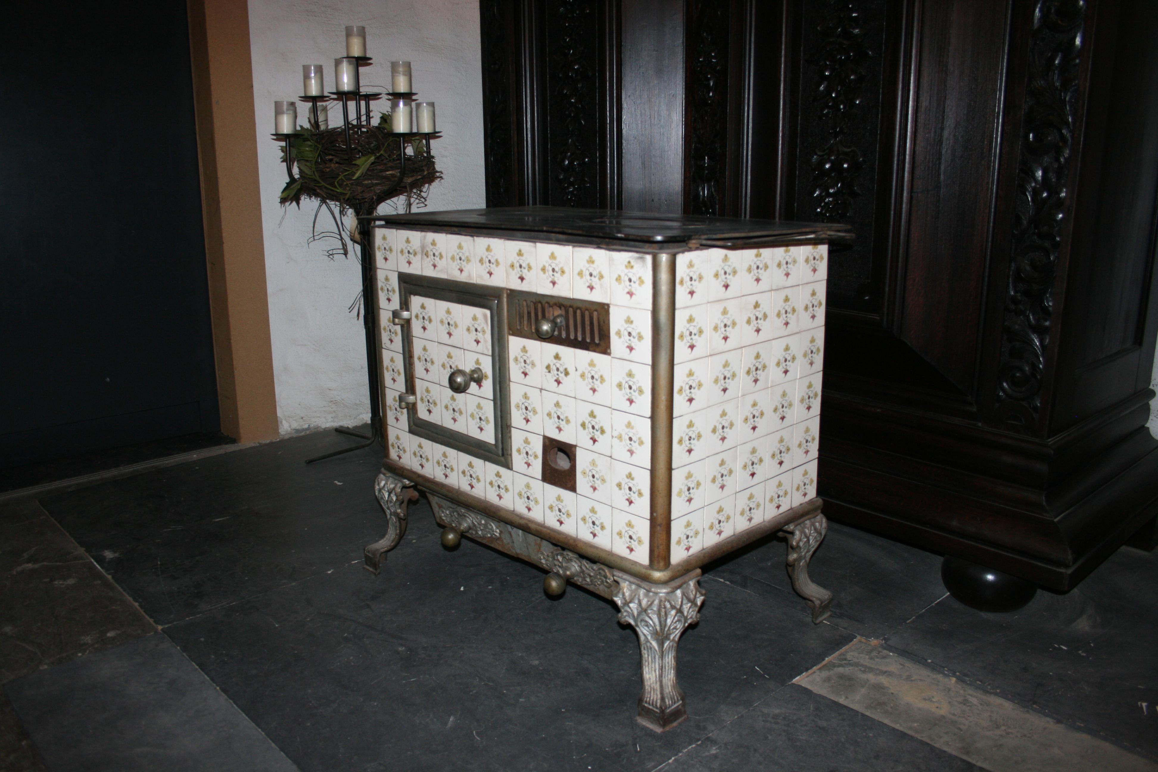 Antique French Tiled Stove, Cast-Iron, circa 1890 For Sale 8