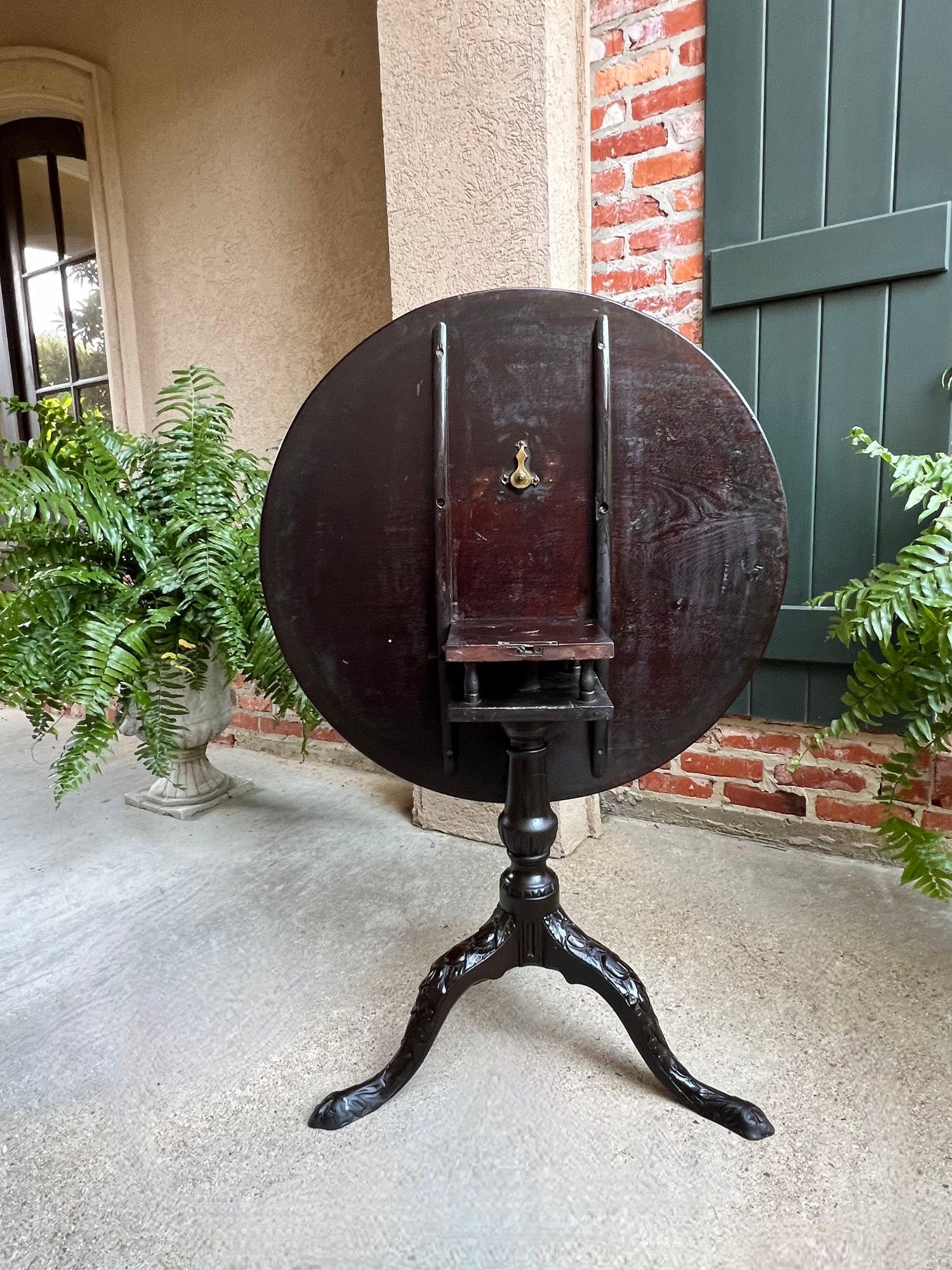 Antique English Tilt-Top Round Table Carved Mahogany Game Mahjong Wine c1890 For Sale 13