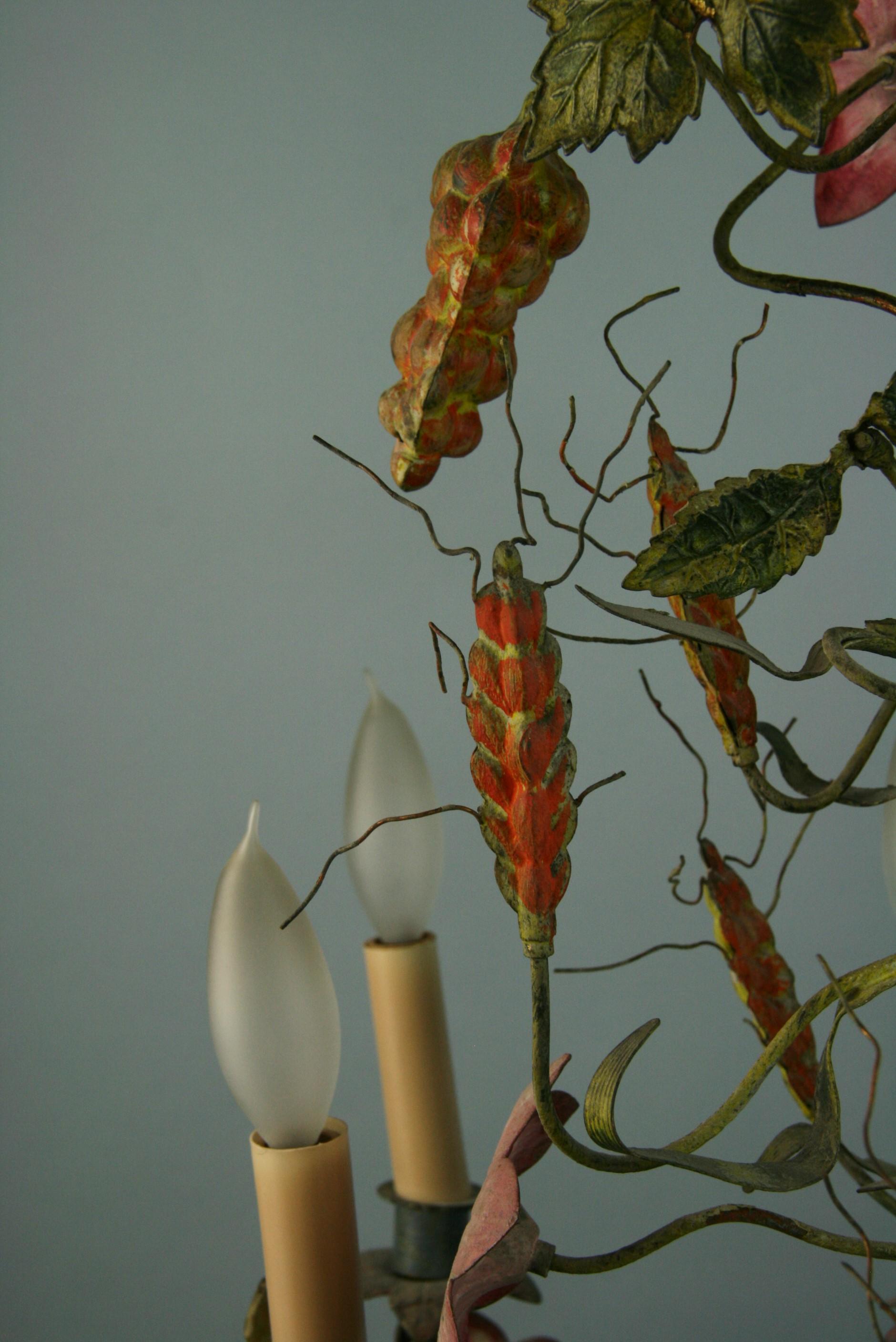 Antique French Tole Hand Painted Flower and Leaves 8 Light Chandelier 1940 For Sale 7