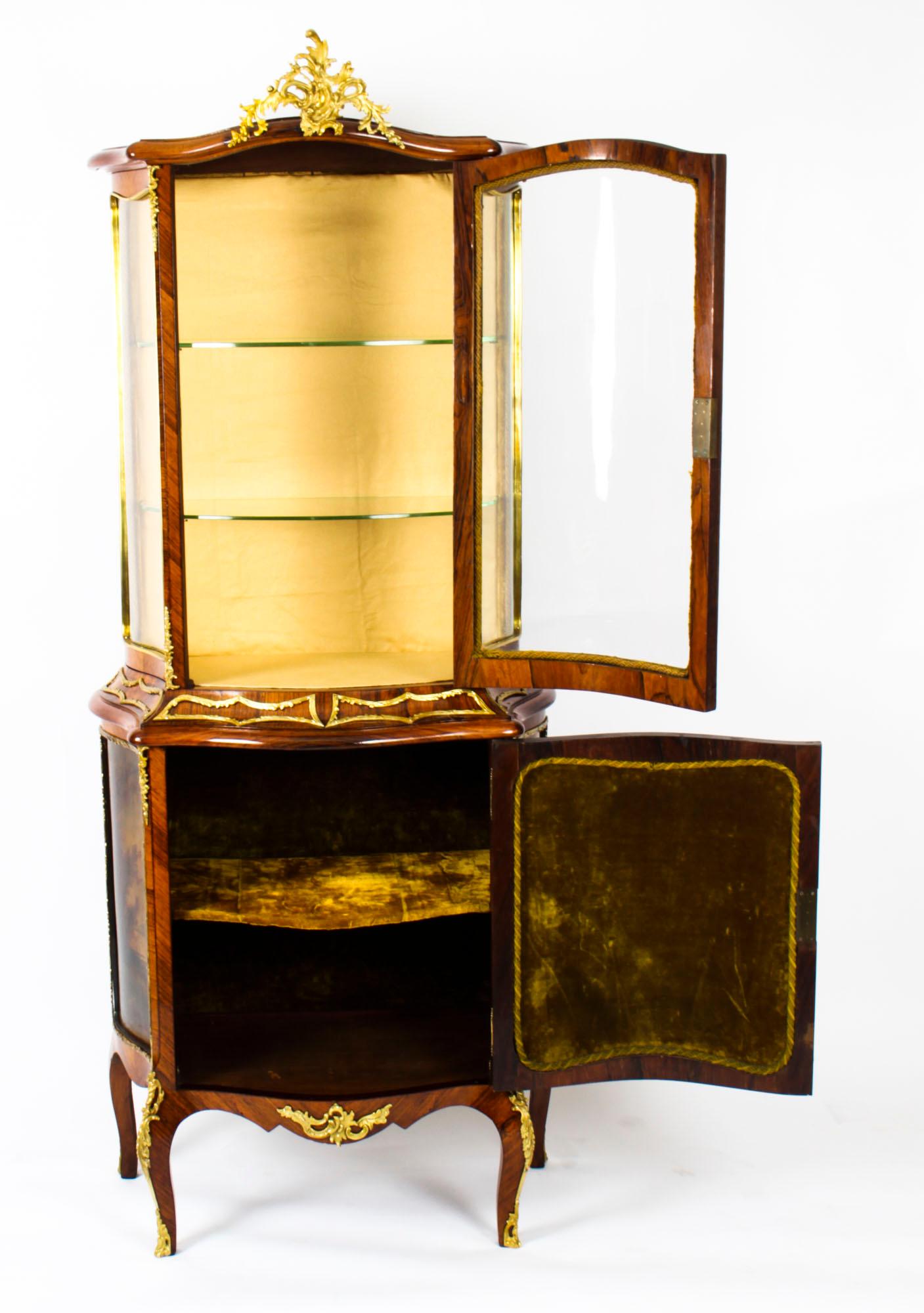 Antique French Transitional Vernis Martin Vitrine Display Cabinet, 19th Century 9