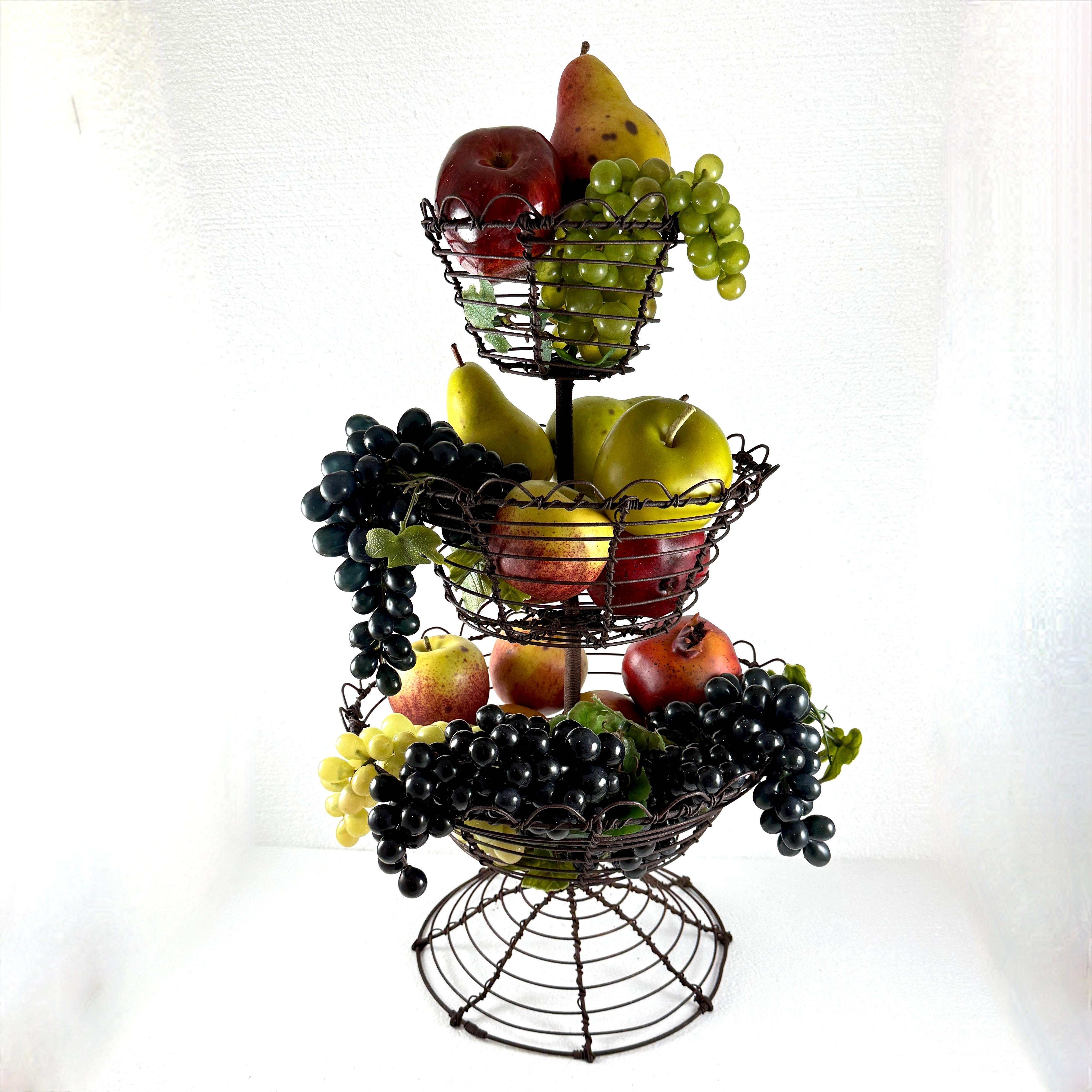 Antique French Triple Tier Handmade Twisted Black Wire Küche Korb (Französische Provence) im Angebot