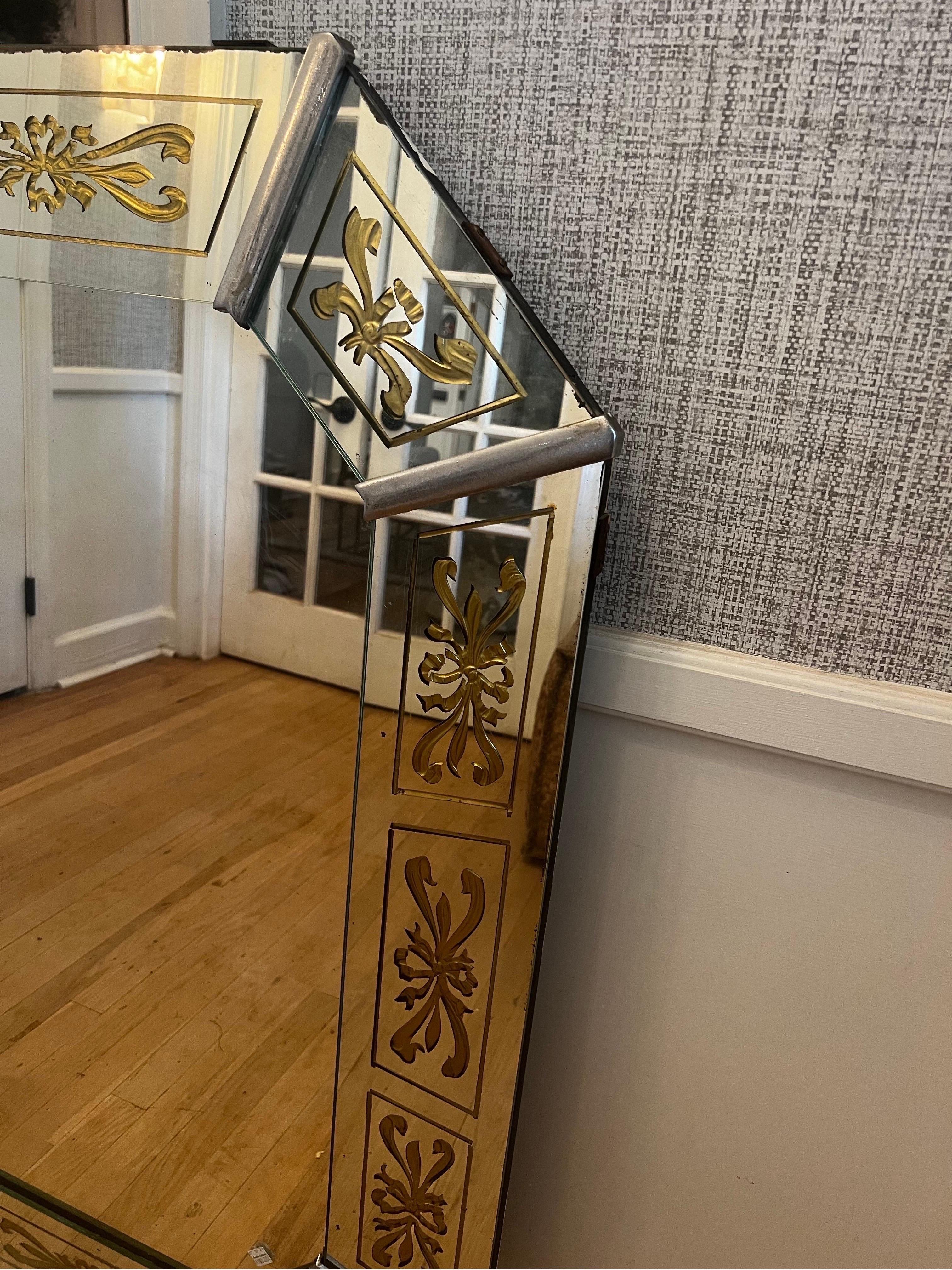 Antique French Venetian Mirror with Gold Details For Sale 4