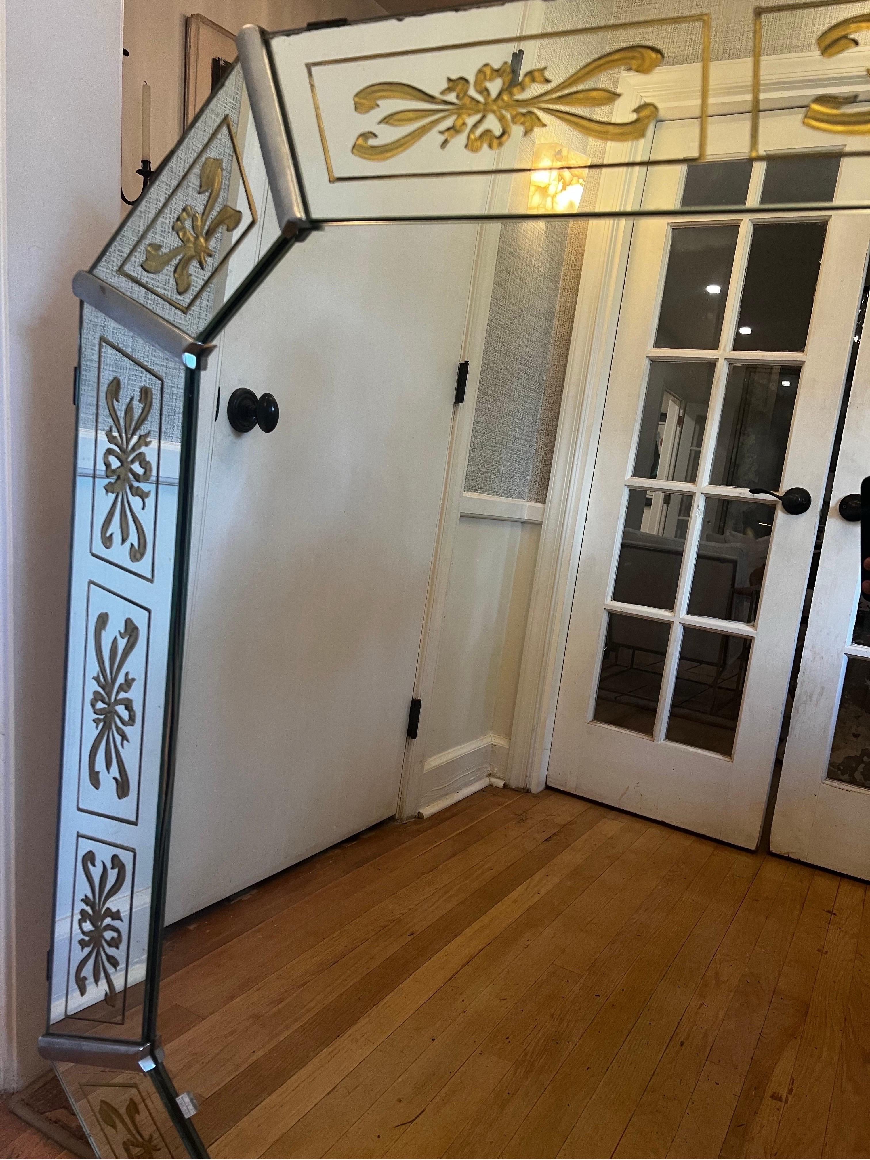 Antique French Venetian Mirror with Gold Details In Good Condition For Sale In Los Angeles, CA
