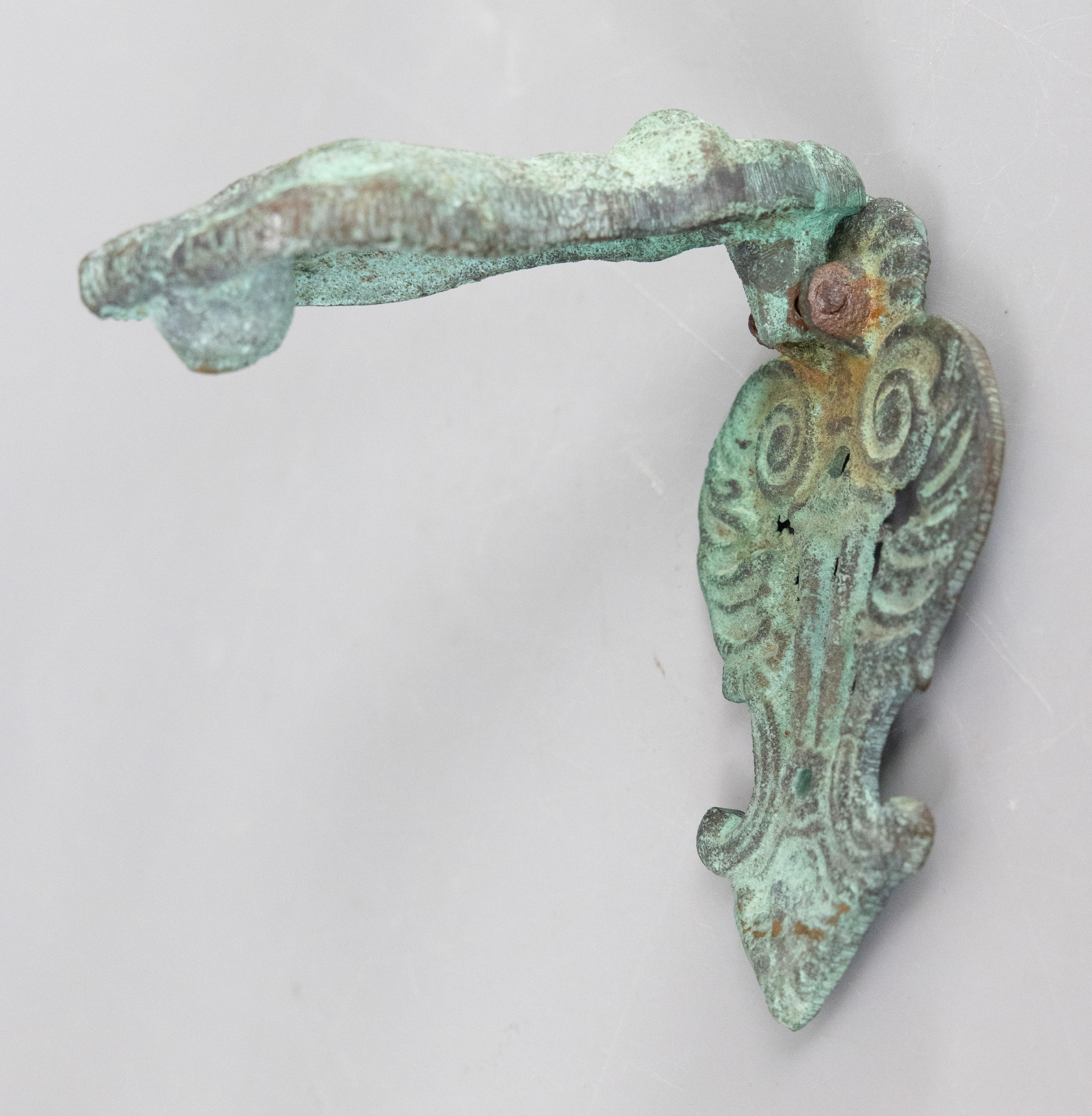 Antique French Verdigris Cast Iron Hand Door Knocker, circa 1900 In Good Condition For Sale In Pearland, TX