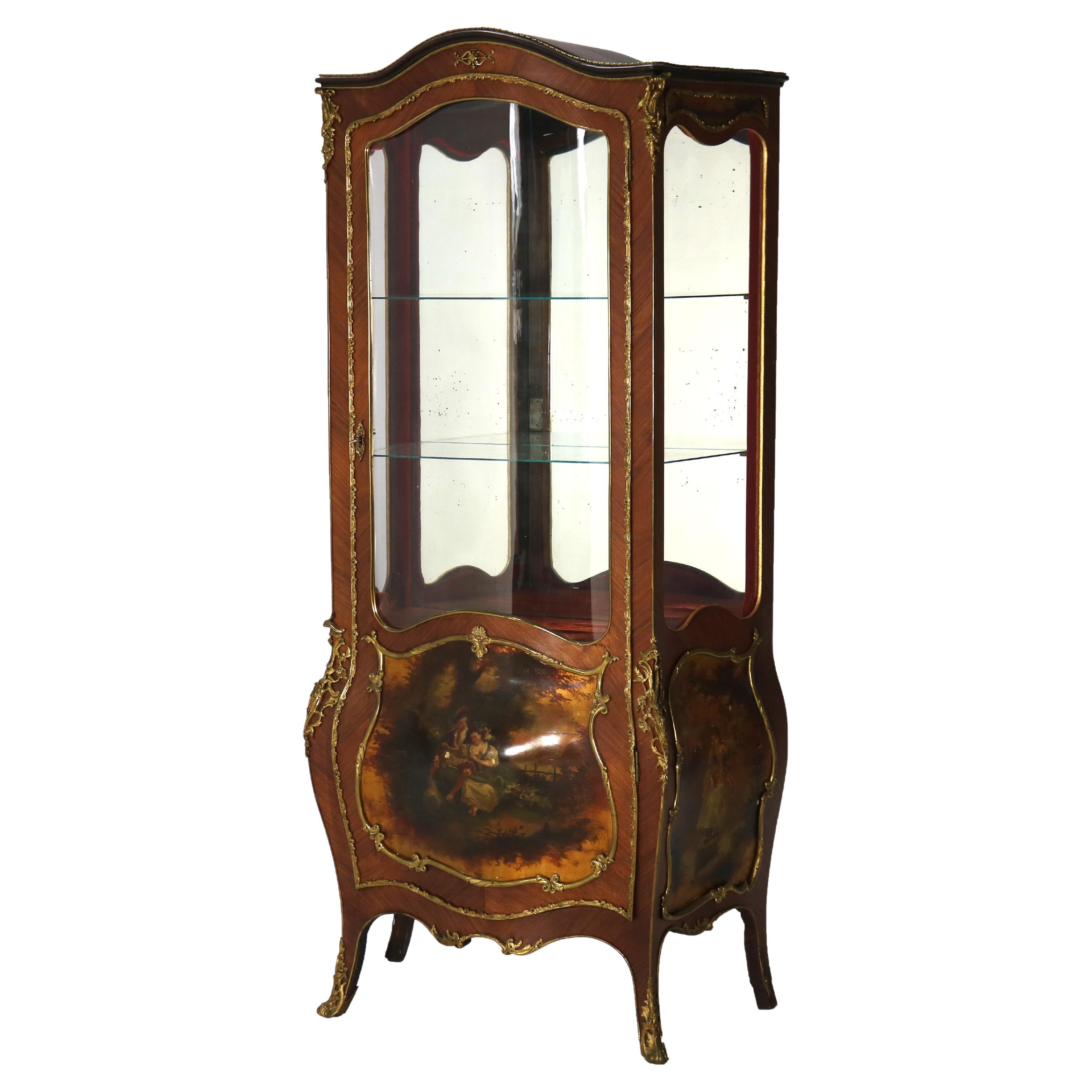 Antique vitrine française bombée en bois de violette et bronze doré décorée de Vernis Martin, vers 1900