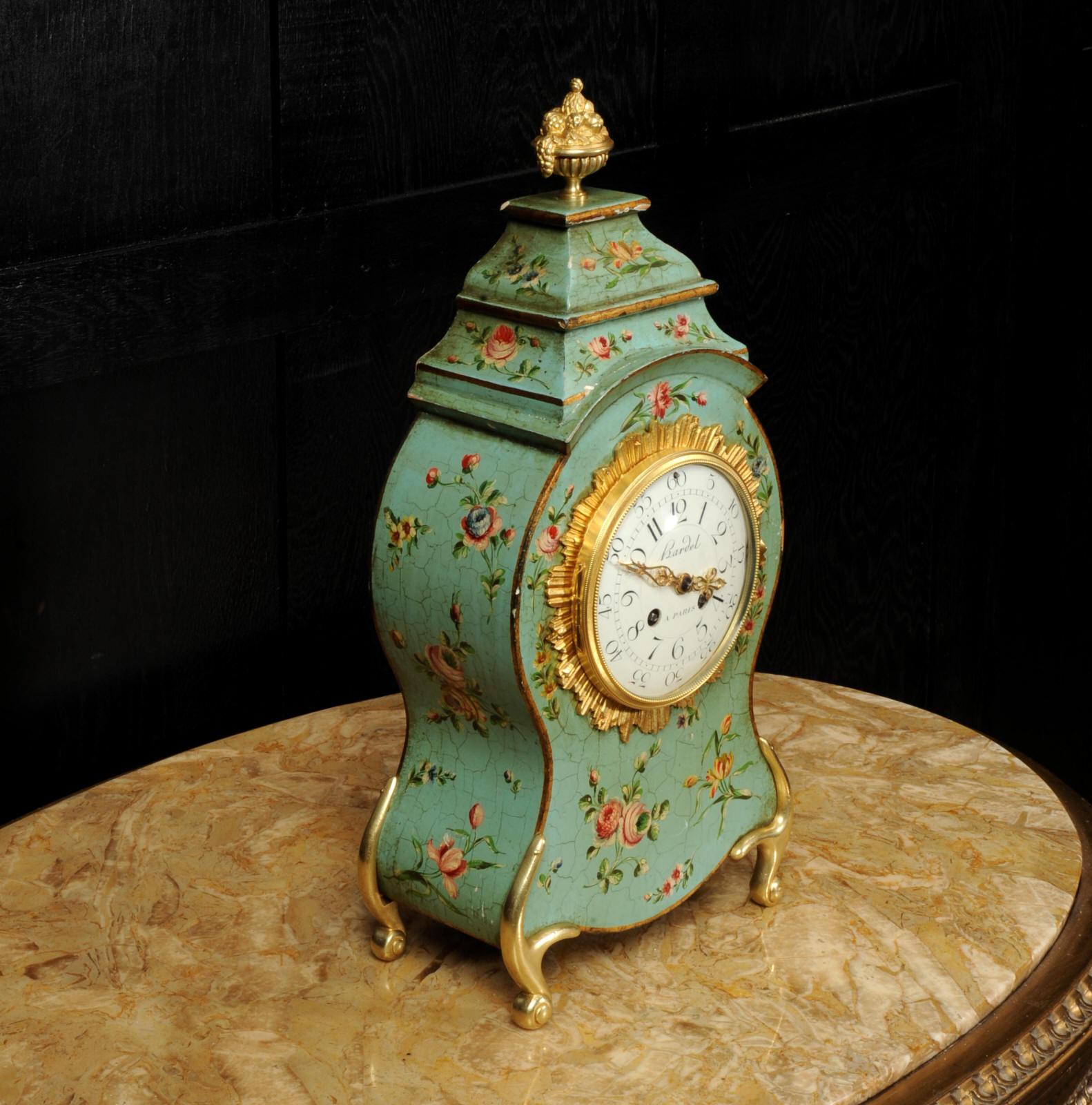 Antique French Vernis Martin Lacquer Clock - Eau de Nil In Good Condition In Belper, Derbyshire