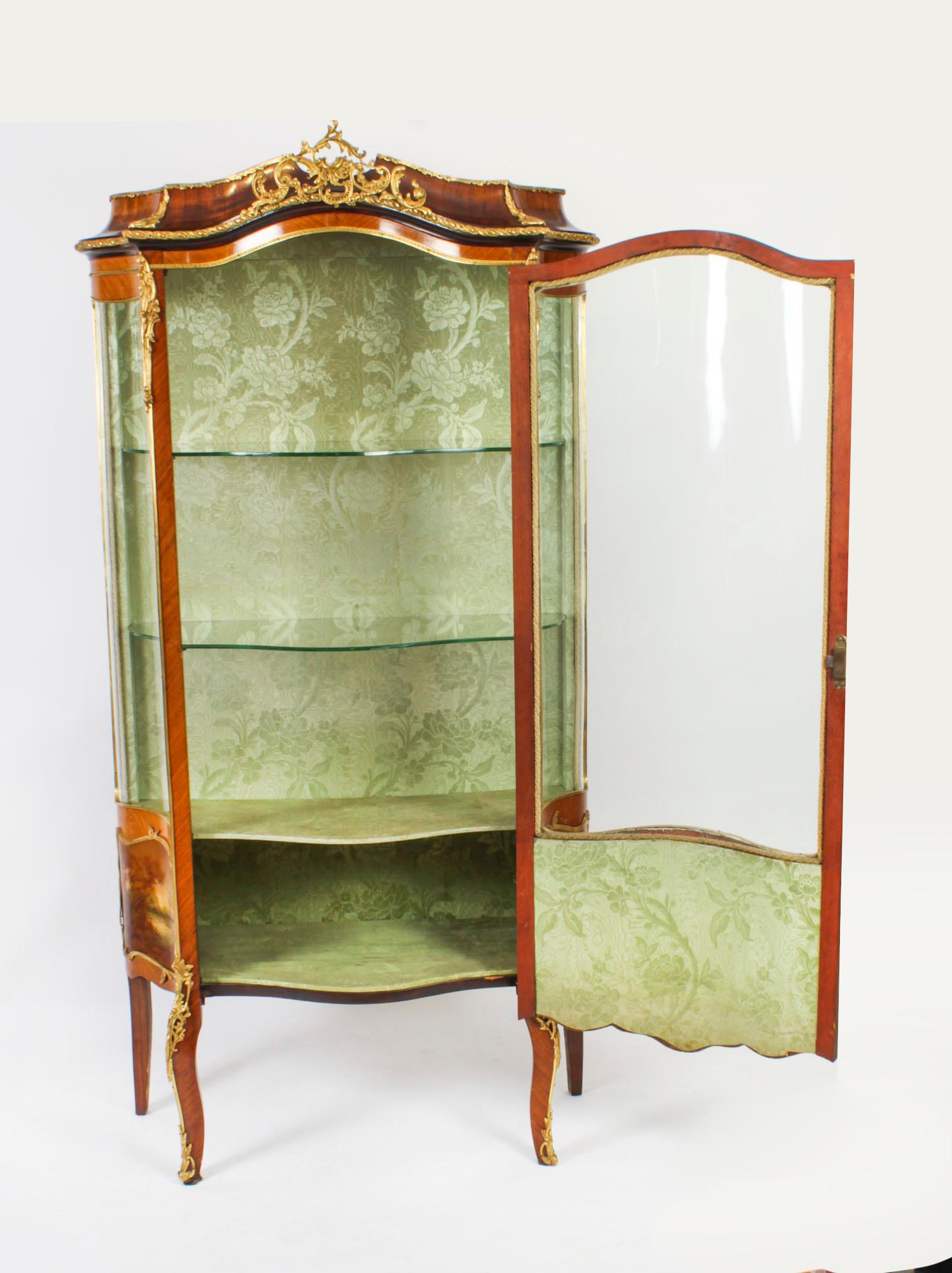 Antique French Vernis Martin Vitrine Display Cabinet 19th Century 11