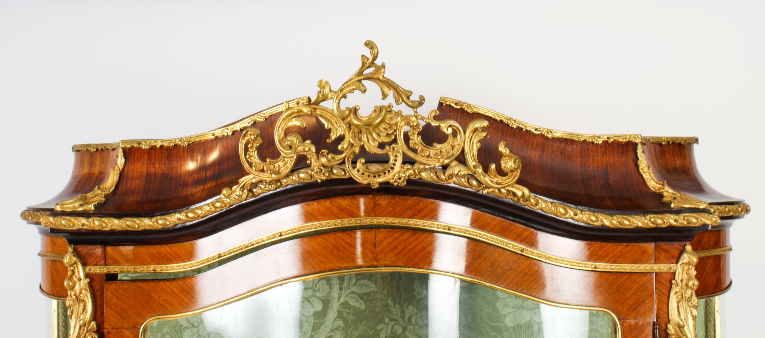Louis XV Antique French Vernis Martin Vitrine Display Cabinet 19th Century