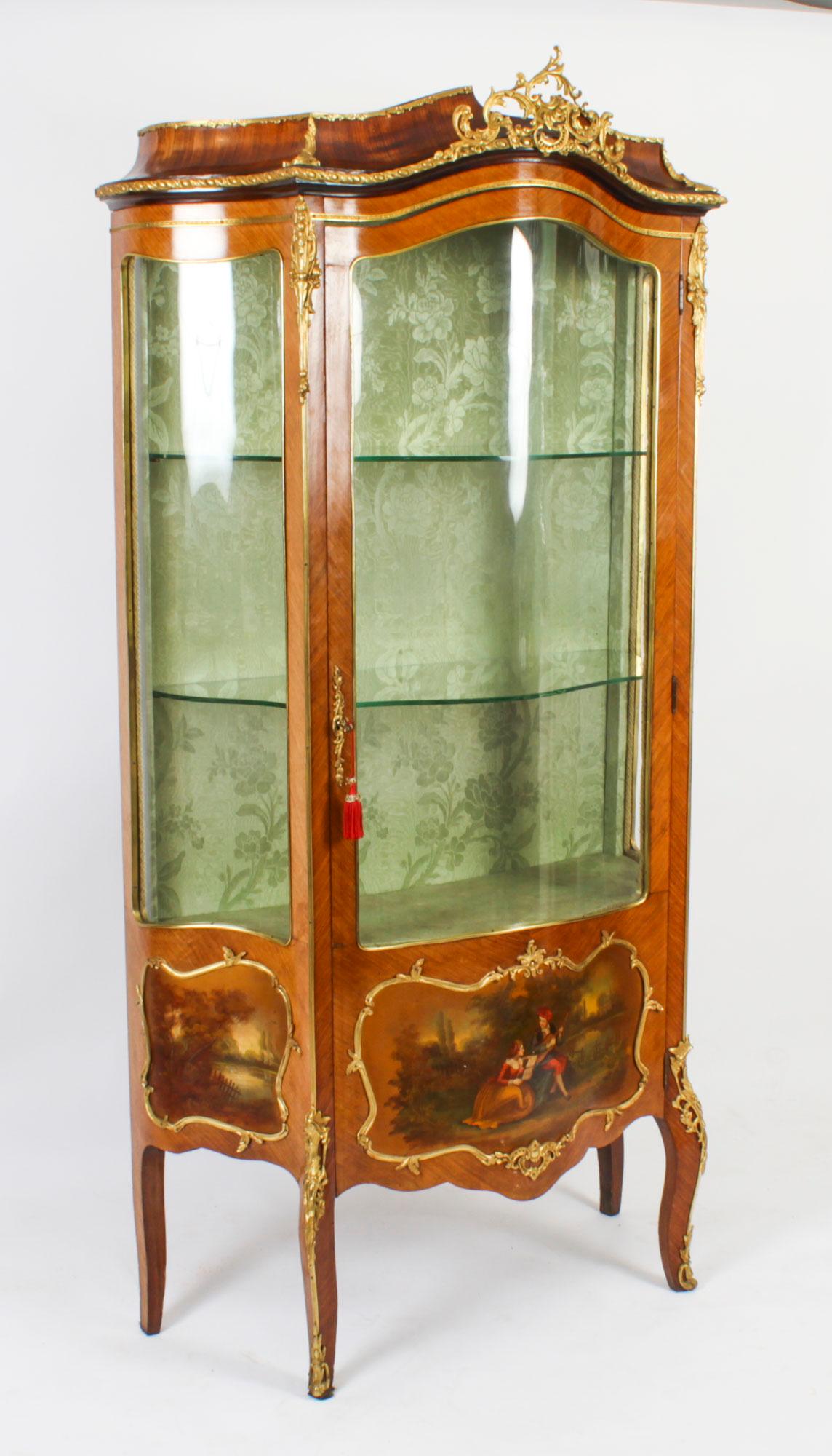 Antique French Vernis Martin Vitrine Display Cabinet 19th Century 1