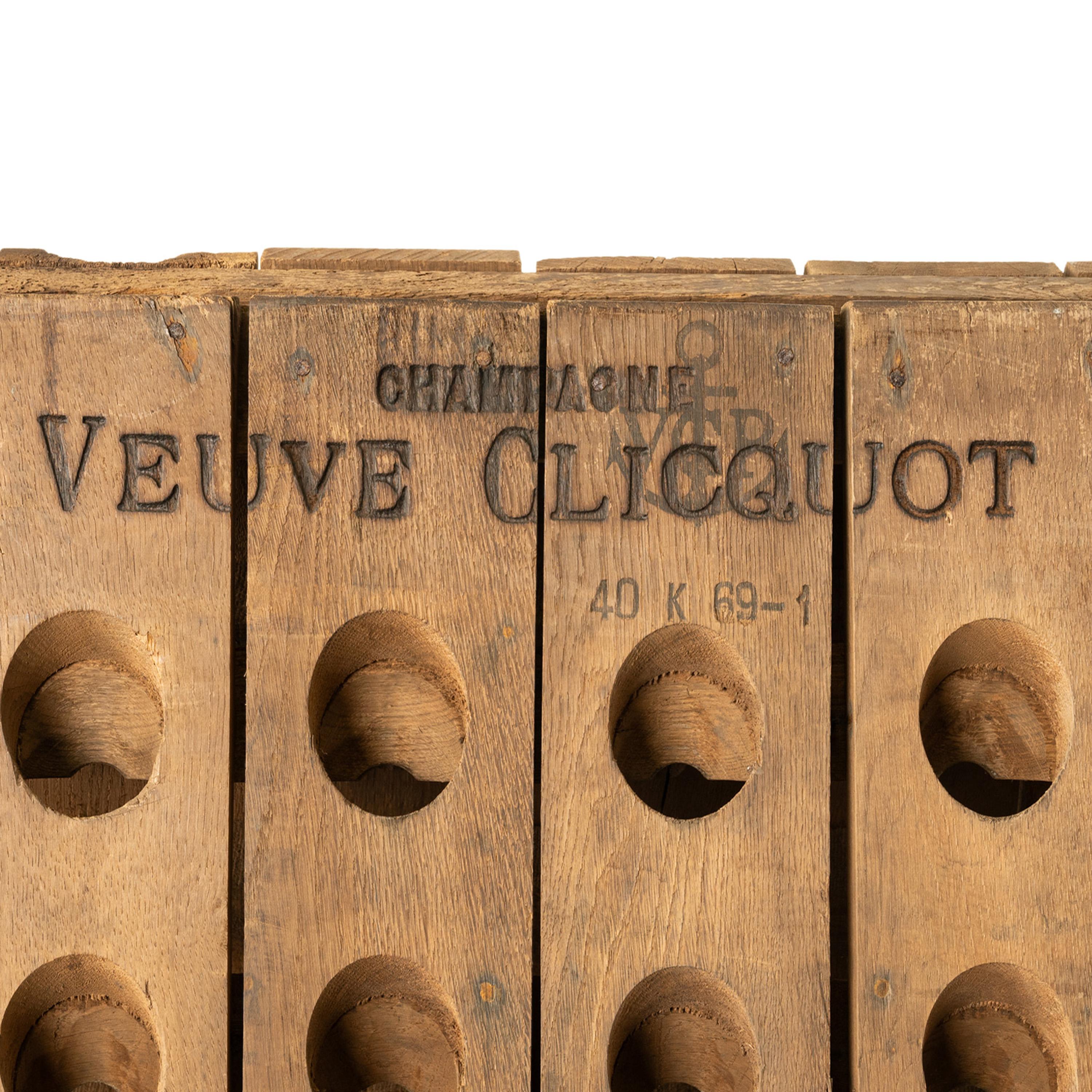 Antike französische Veuve Clicquot Champagner Wein 120 Flasche Oak Riddling Rack 1869 im Angebot 6