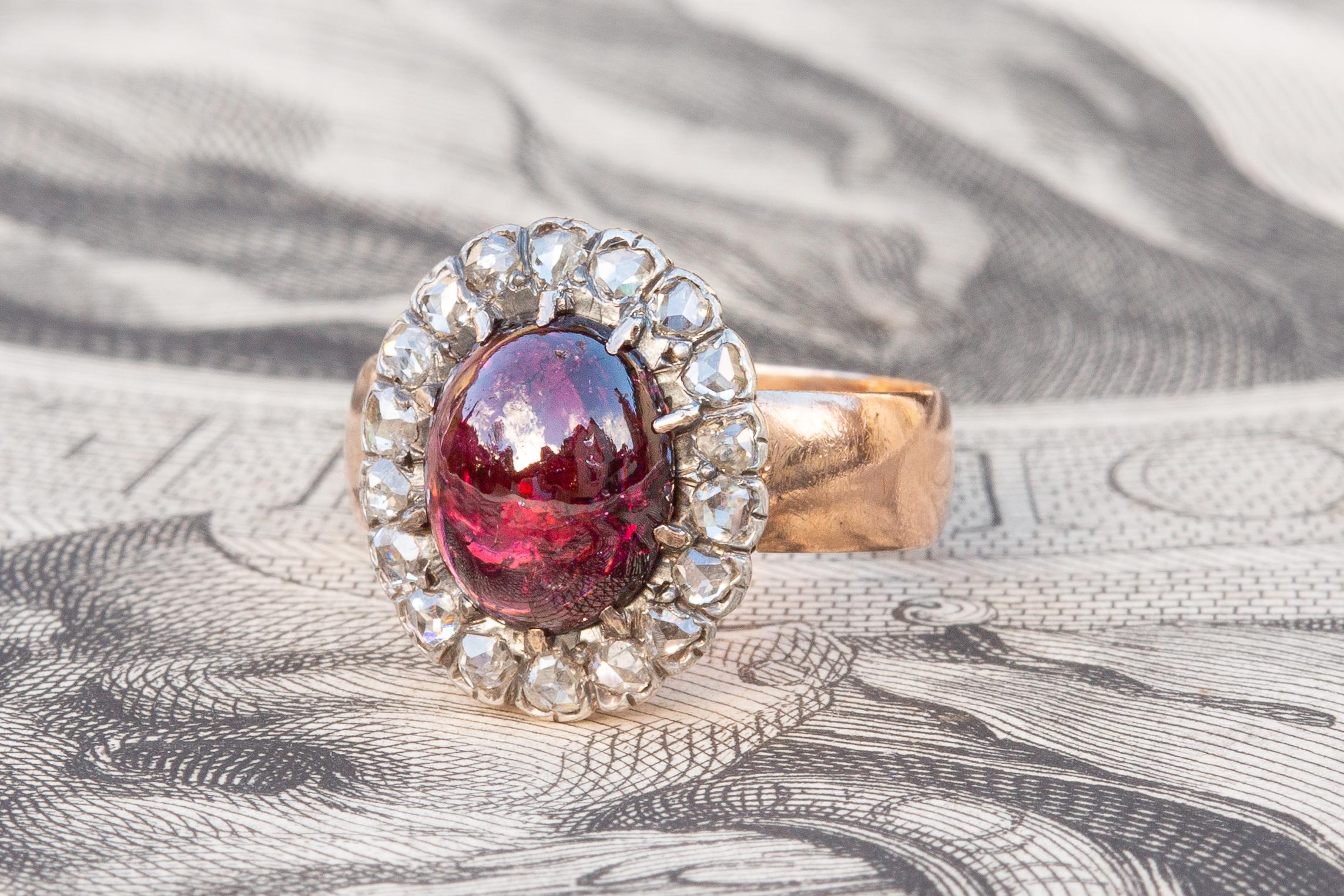 Antiker französischer viktorianischer 18k Gold 2,7 Karat Carbuncle Granat Diamant-Cluster-Ring für Damen oder Herren