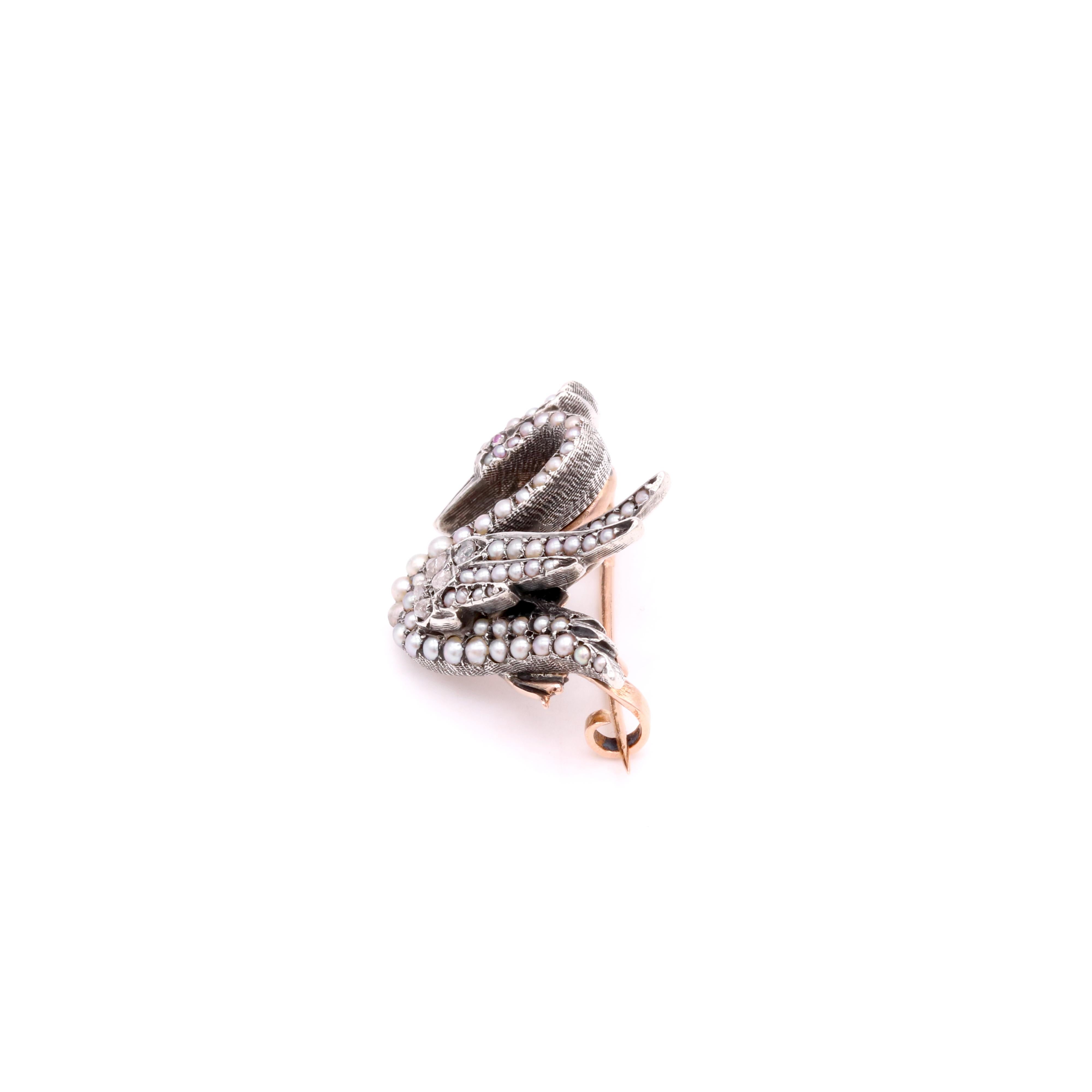 Antique French Victorian 18K Yellow Gold & Silver Pearl and Diamond Swan Brooch For Sale 2