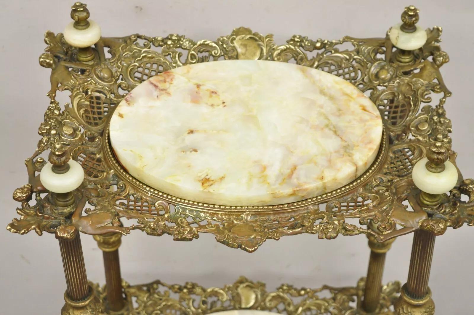 Antique French Victorian Bronce 2 Tier Onyx Stone Plant Stand Mesa de centro siglo XIX en venta