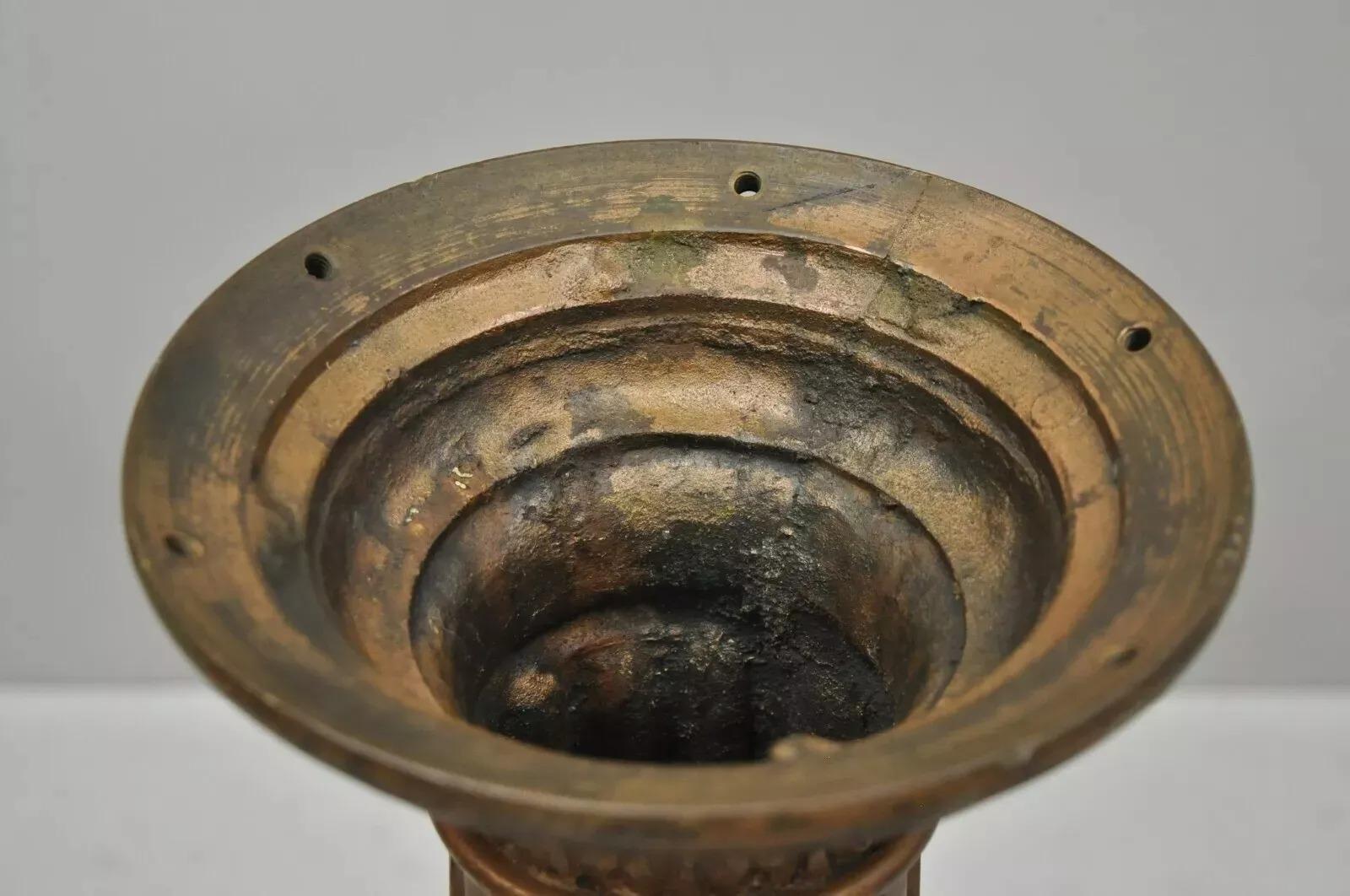 Antiker französischer viktorianischer Tischsockel aus Bronzeguss im Empire-Stil, 23