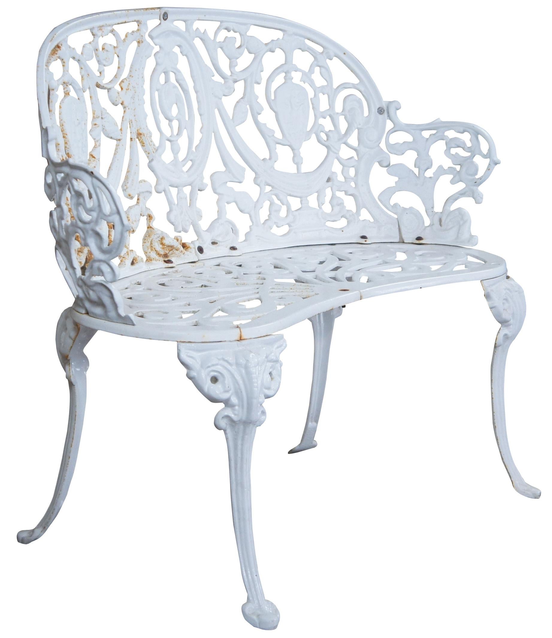 Antique French Victorian Cast Iron Patio Bench Settee Love Seat Garden Bistro 37 In Good Condition In Dayton, OH