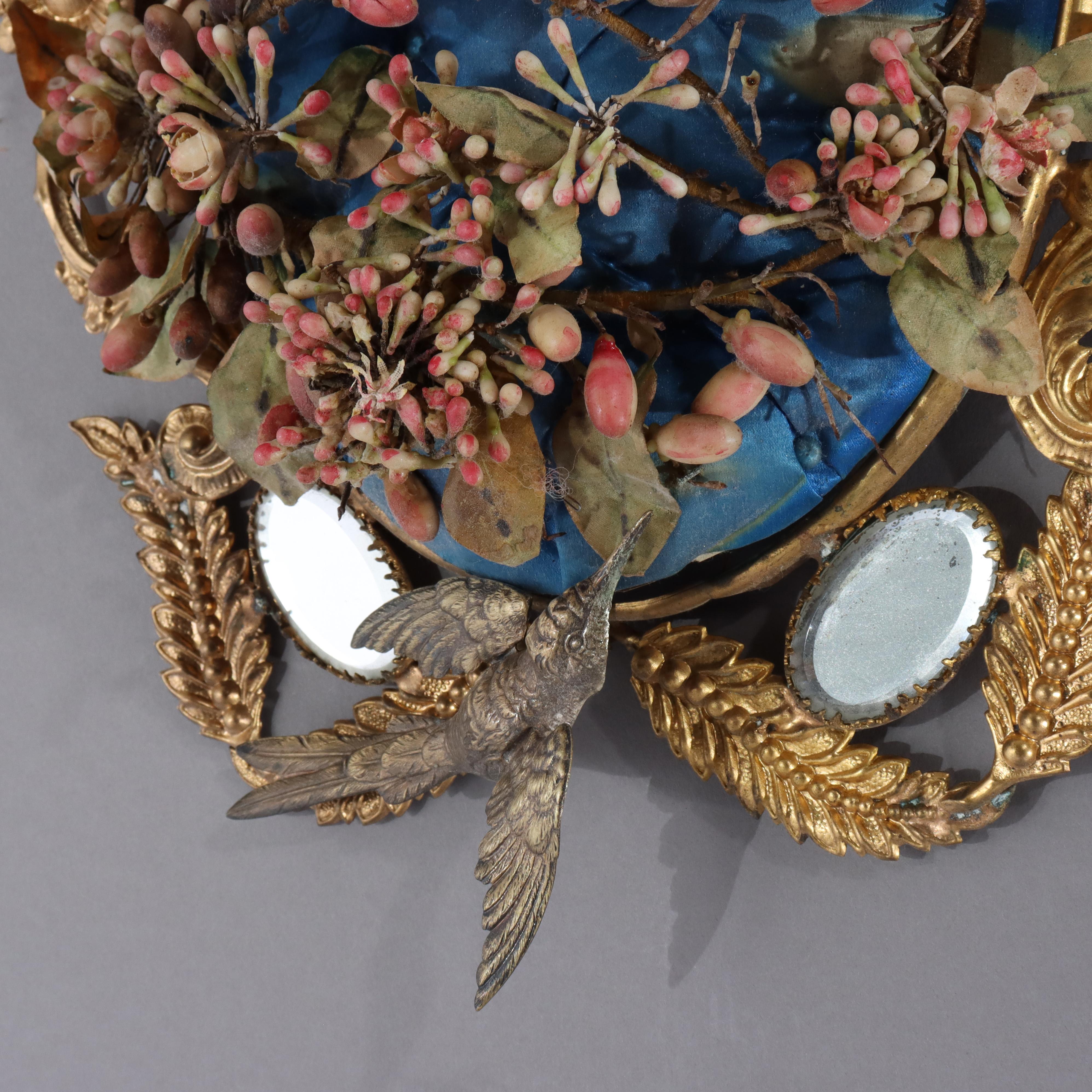 Antigua Corona Matrimonial Victoriana Francesa Figurada y Floral de Latón y Espejo c1890 siglo XIX en venta