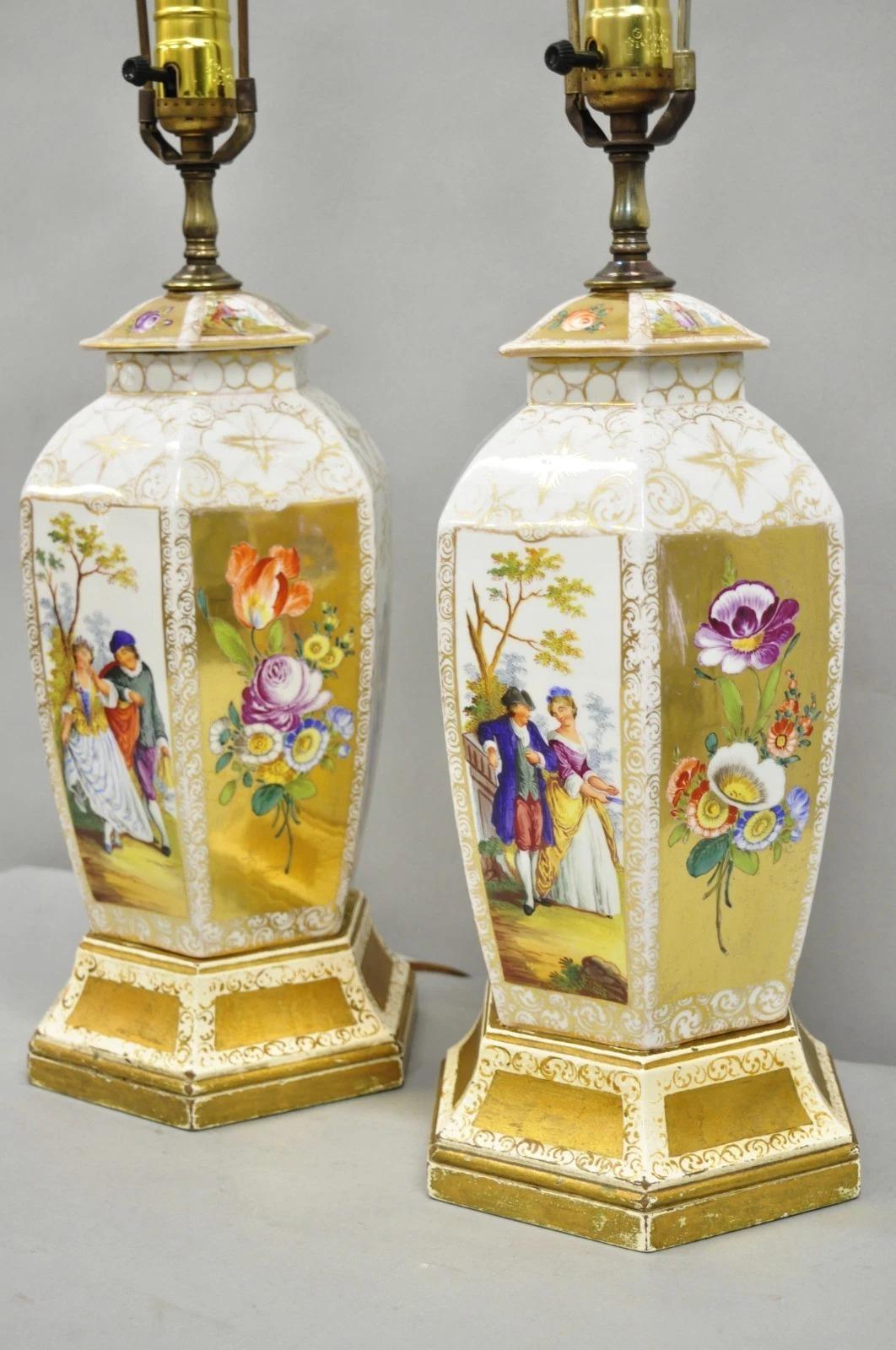 Sconosciuto Antique French Victorian Dipinto a mano in oro dorato Lampade da tavolo a barattolo di zenzero - una coppia in vendita