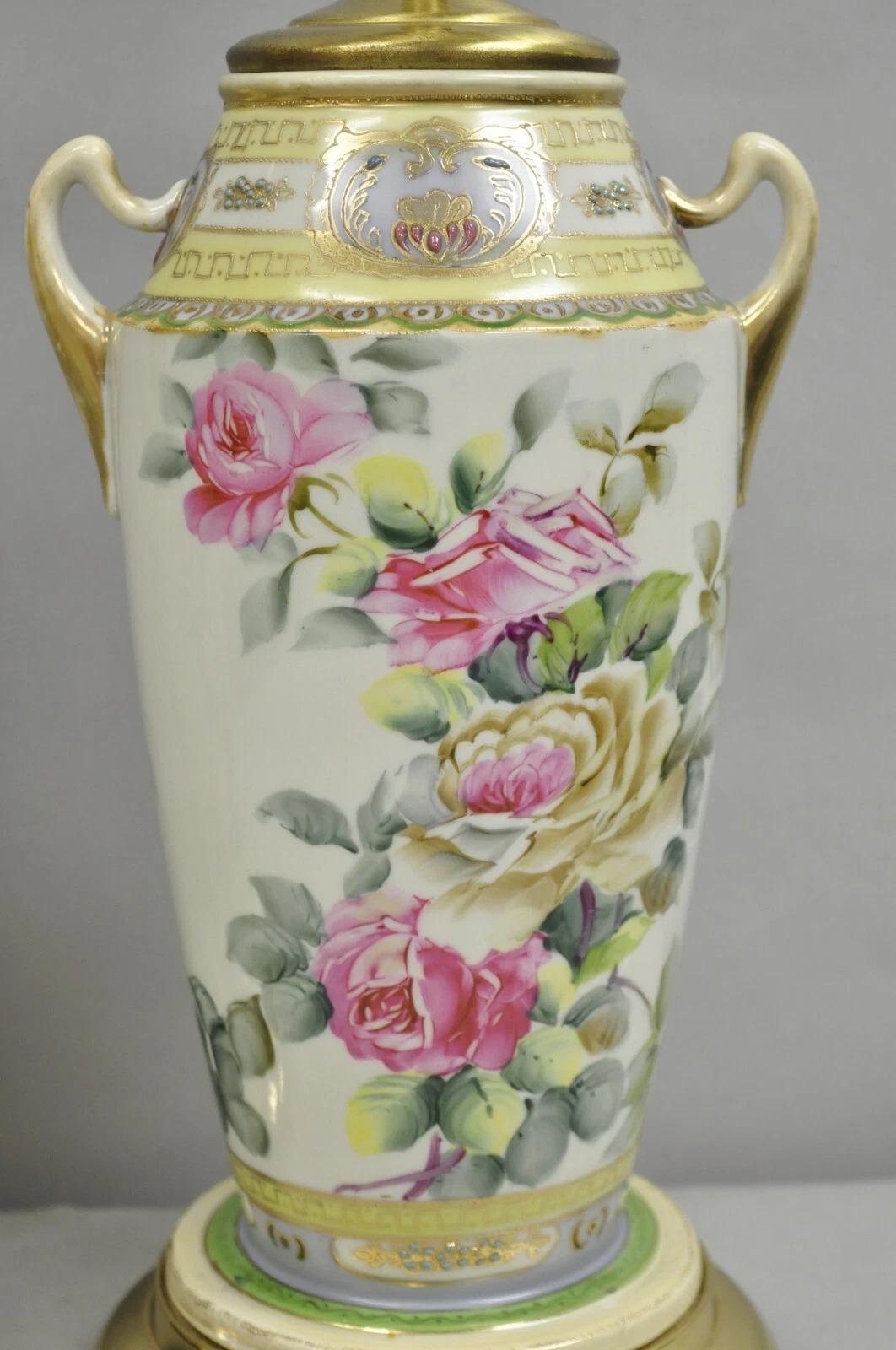 Antique French Victorian Porcelain Pink Rose Table Lamps - a Pair en vente 4