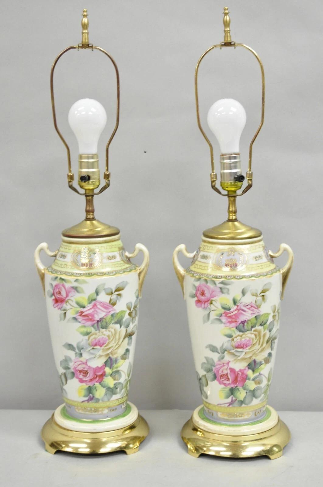 Antique French Victorian Porcelain Pink Rose Table Lamps - a Pair en vente 5