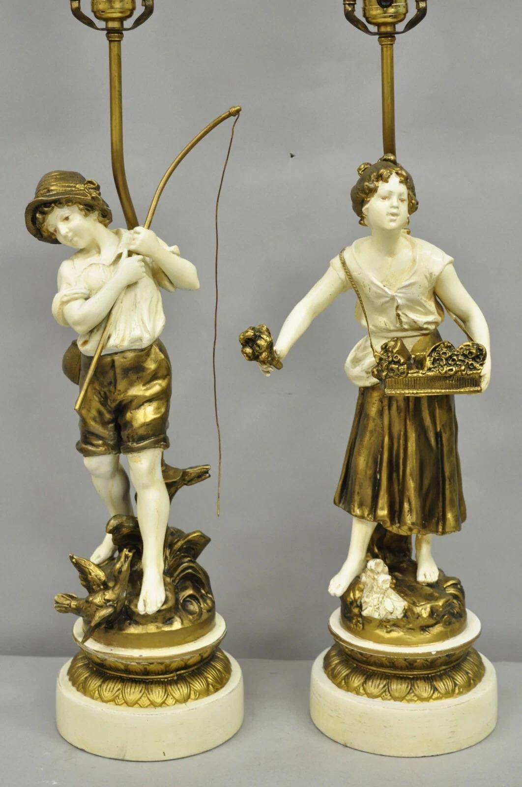 Antique French Victorian Moreau Figural Metall Junge und Mädchen Tischlampen - ein Paar (Renaissance) im Angebot