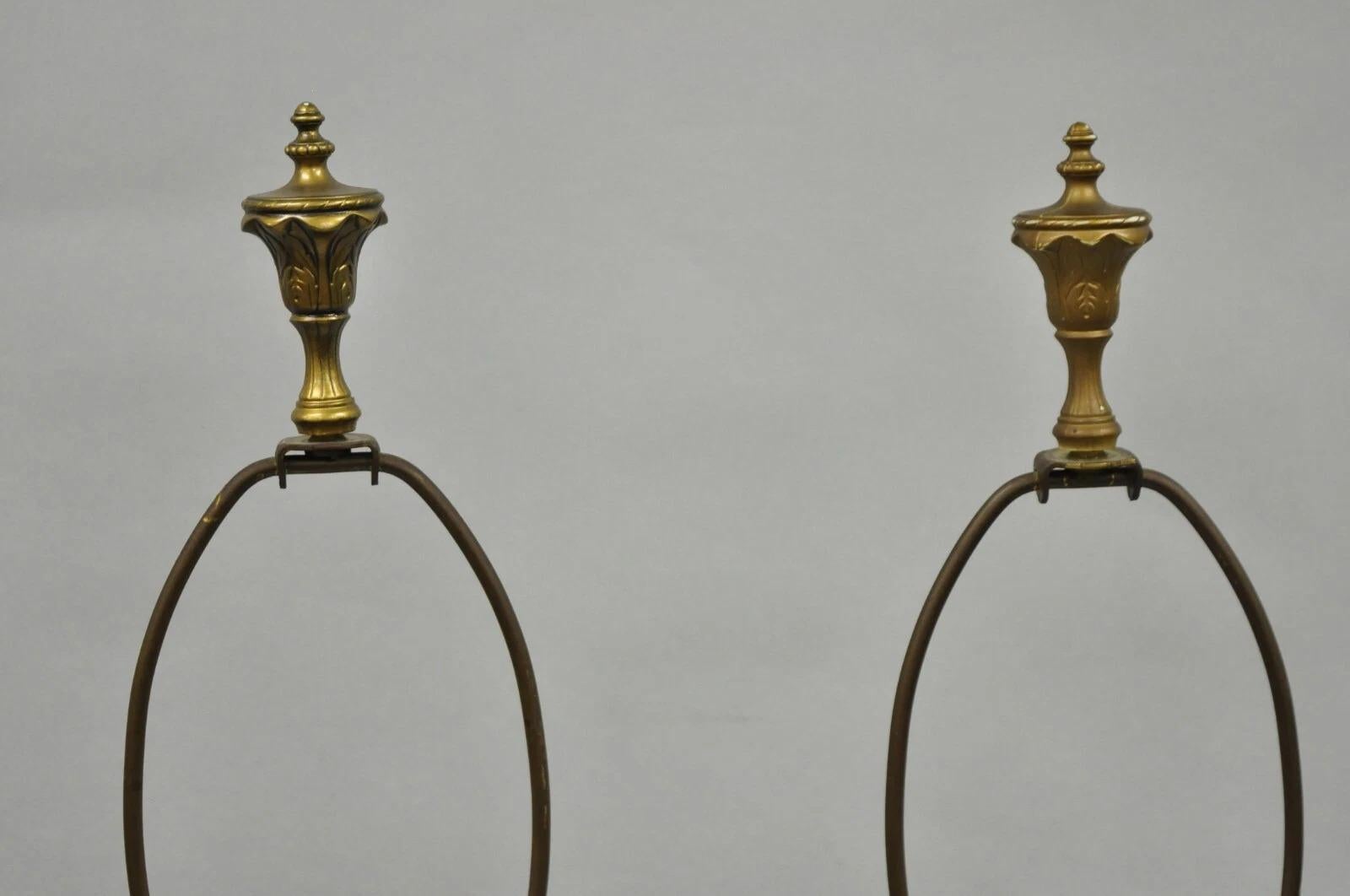 Antique French Victorian Moreau Figural Metall Junge und Mädchen Tischlampen - ein Paar im Angebot 1