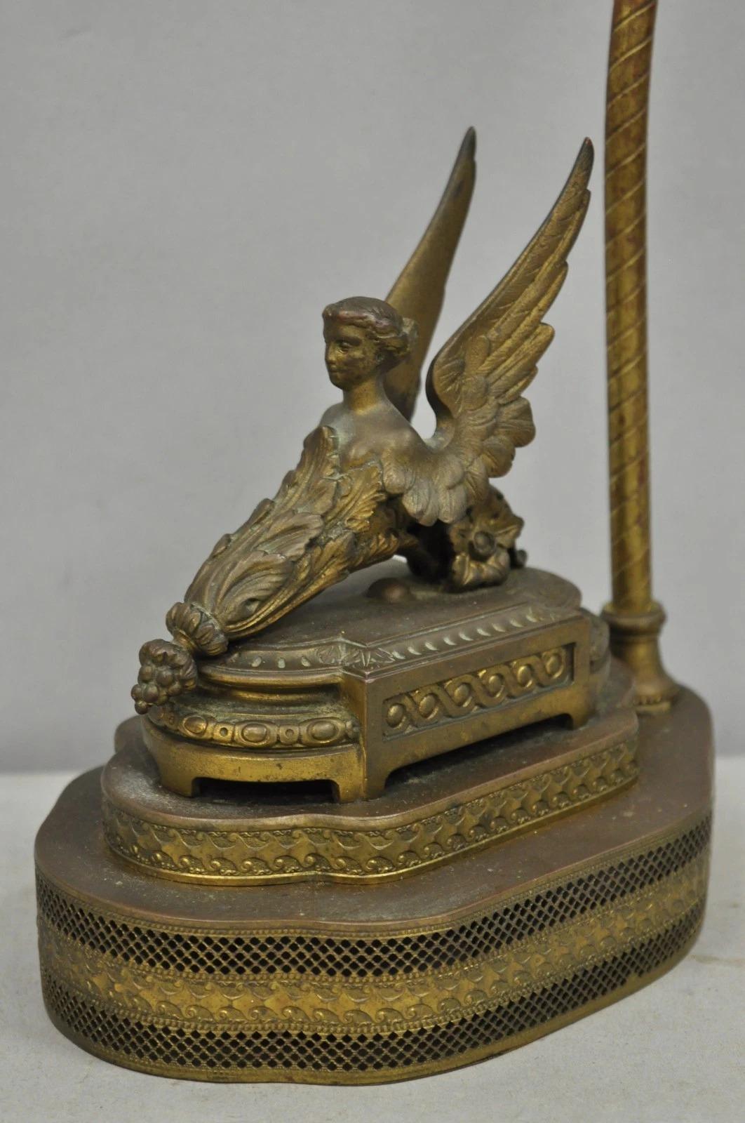 Unknown Antique French Victorian Neoclassical Small Gilt Brass Winged Maiden Table Lamp For Sale