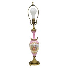 Antique French Victorian Pink Paris Porcelana Pequeña Urna Figural Lámpara de Mesa