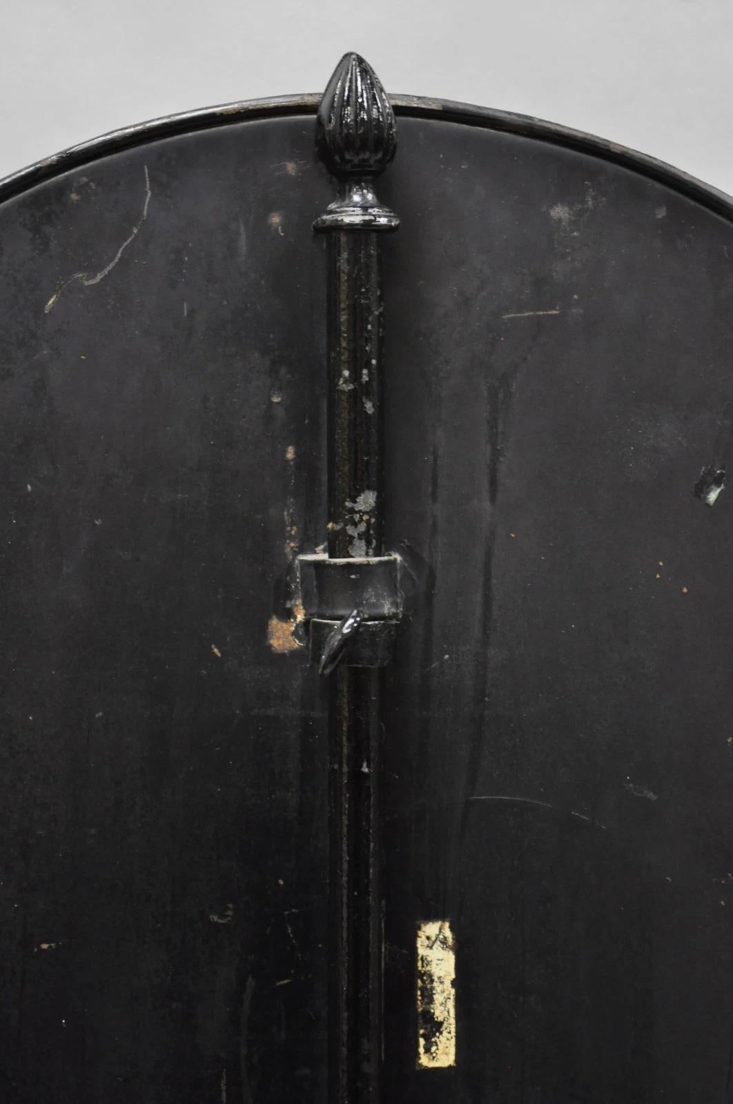 Antique French Victorian Tole Metal dipinto a mano con fiori e parafuoco regolabile in vendita 5