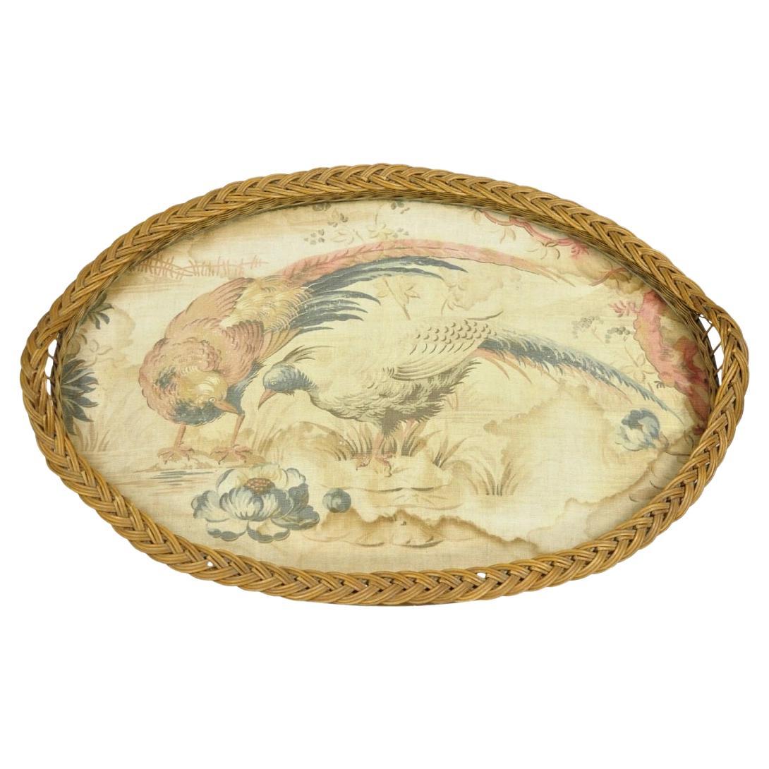 Antique plateau de service de bar ovale victorien français en osier avec tapisserie d'oiseaux faisans en vente