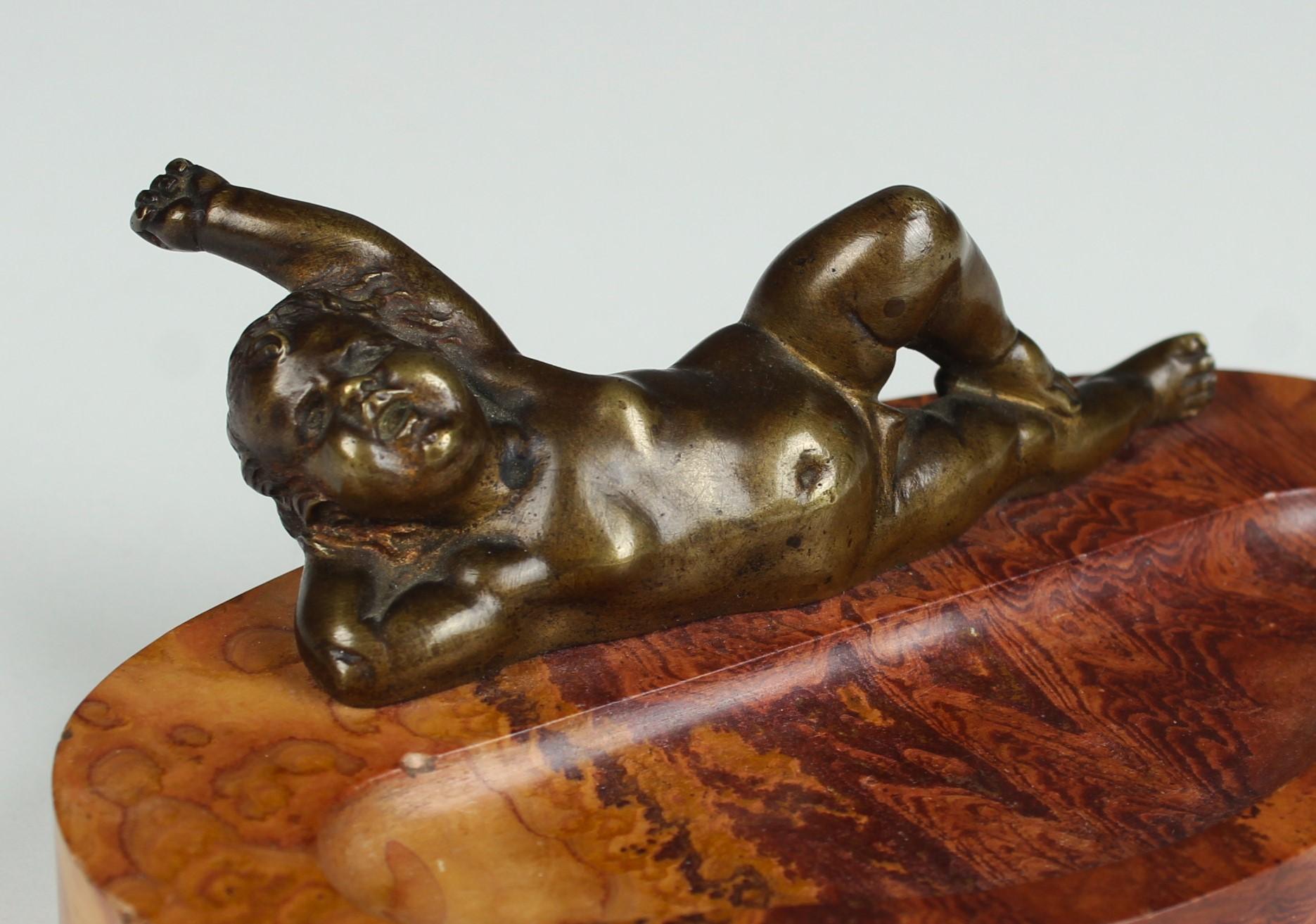 Antique French Vide Poche, Red Marble And Bronze, 1870s In Good Condition For Sale In Greven, DE