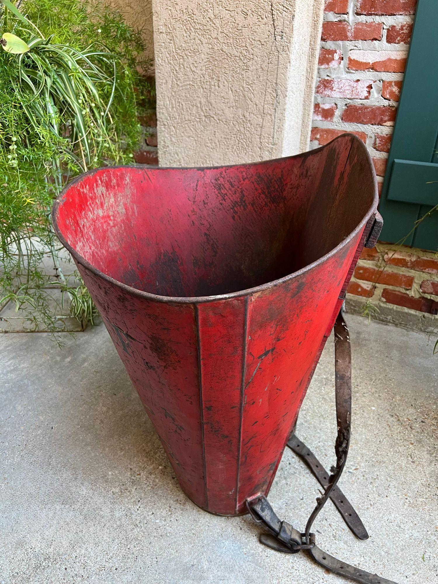 Antique French Vineyard Grape Hod Wine Bucket Winery RED Urn Fireside Box c1890 For Sale 3