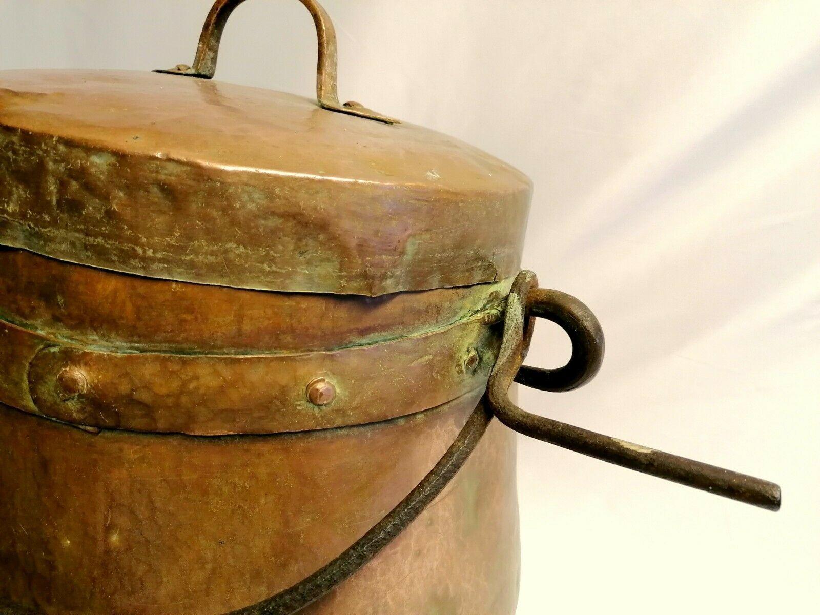 Hand Forged Deep Copper Pot 19 cm
