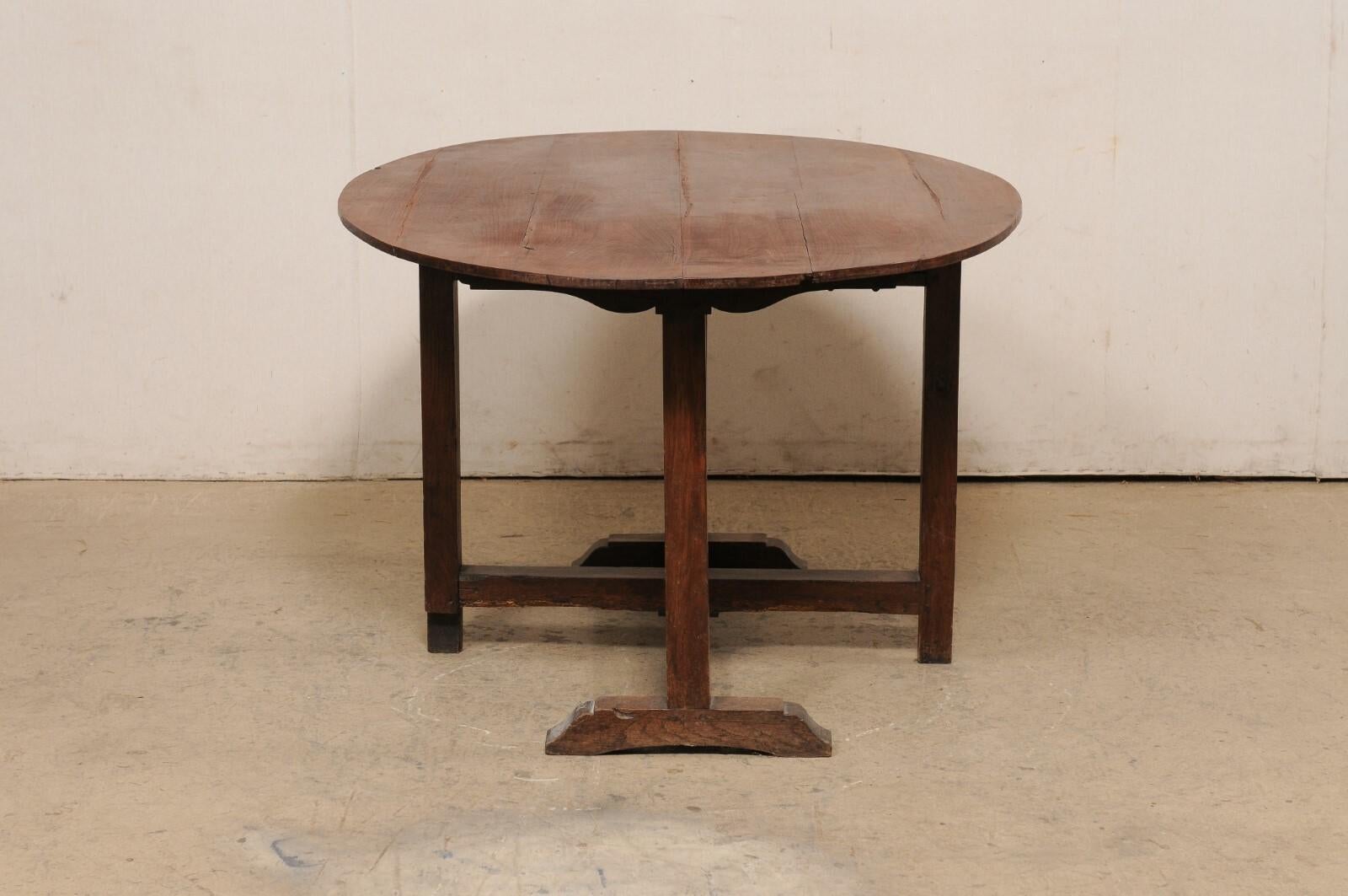 Antique French Vintner's Table, Oval-Shaped For Sale 6