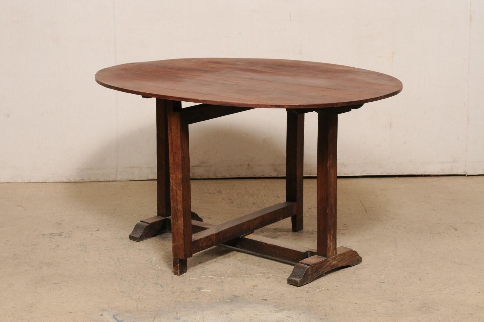 Antique French Vintner's Table, Oval-Shaped For Sale 1