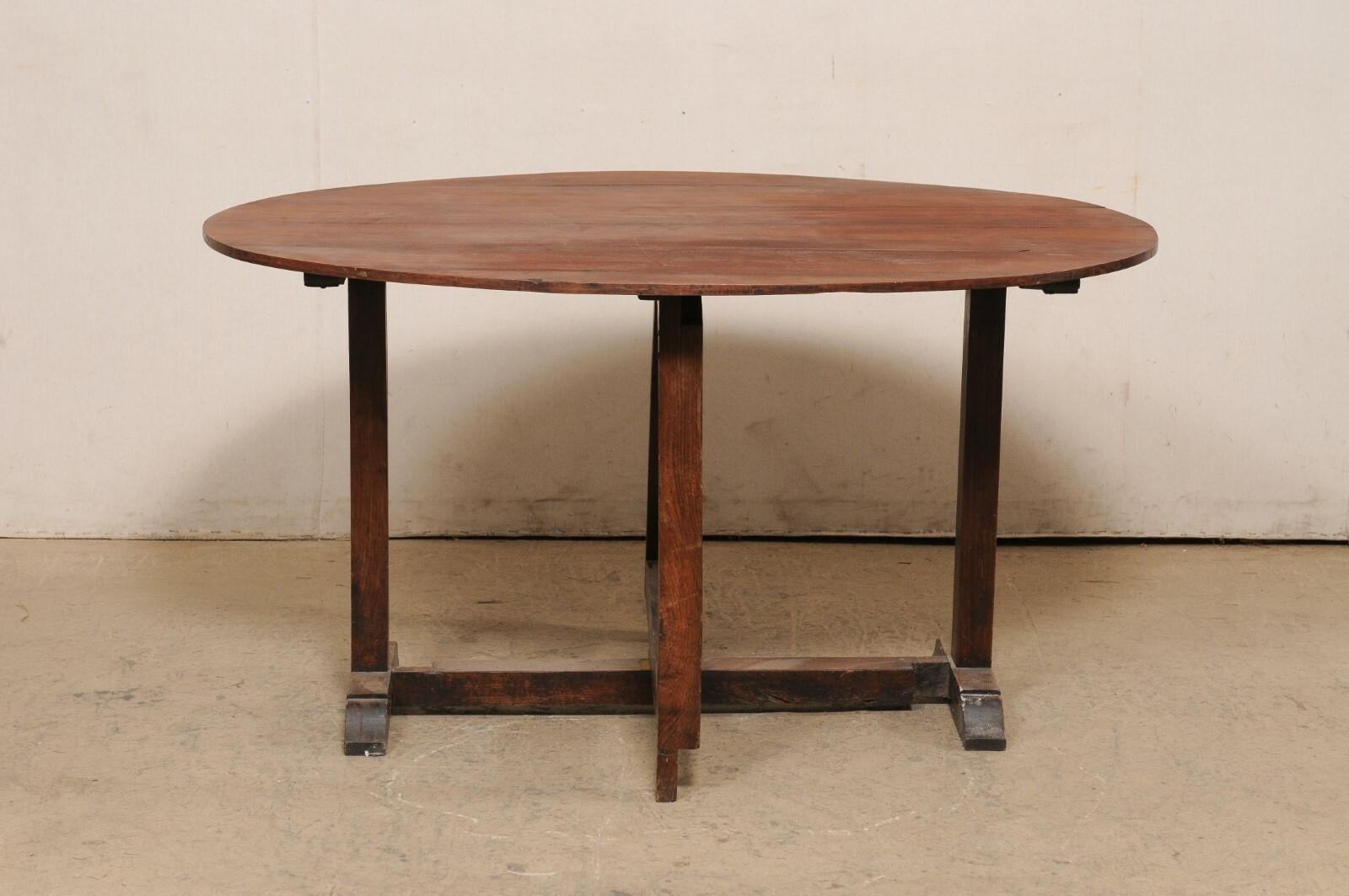 Antique French Vintner's Table, Oval-Shaped For Sale 3