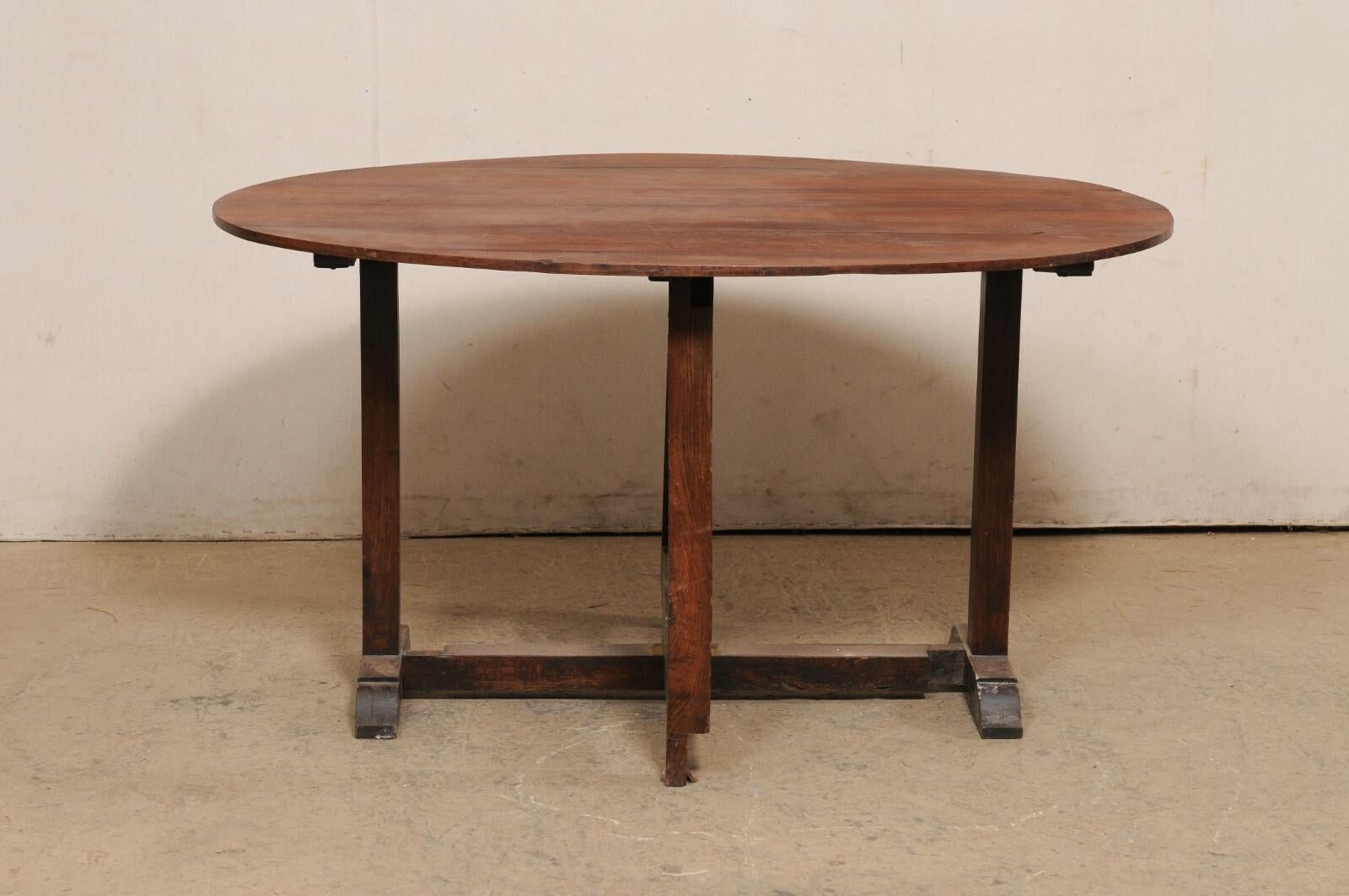 Antique French Vintner's Table, Oval-Shaped For Sale 4