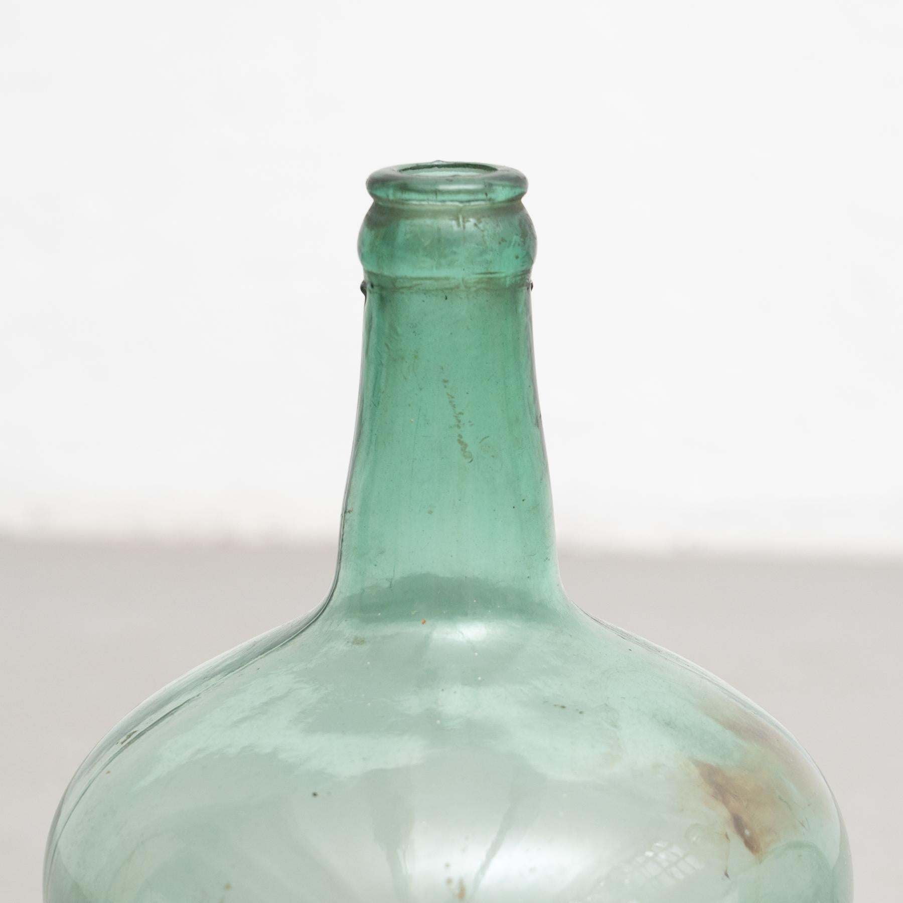 Antiker französischer Viresa Satz von drei Glasflaschen aus Barcelona um 1950 im Angebot 1