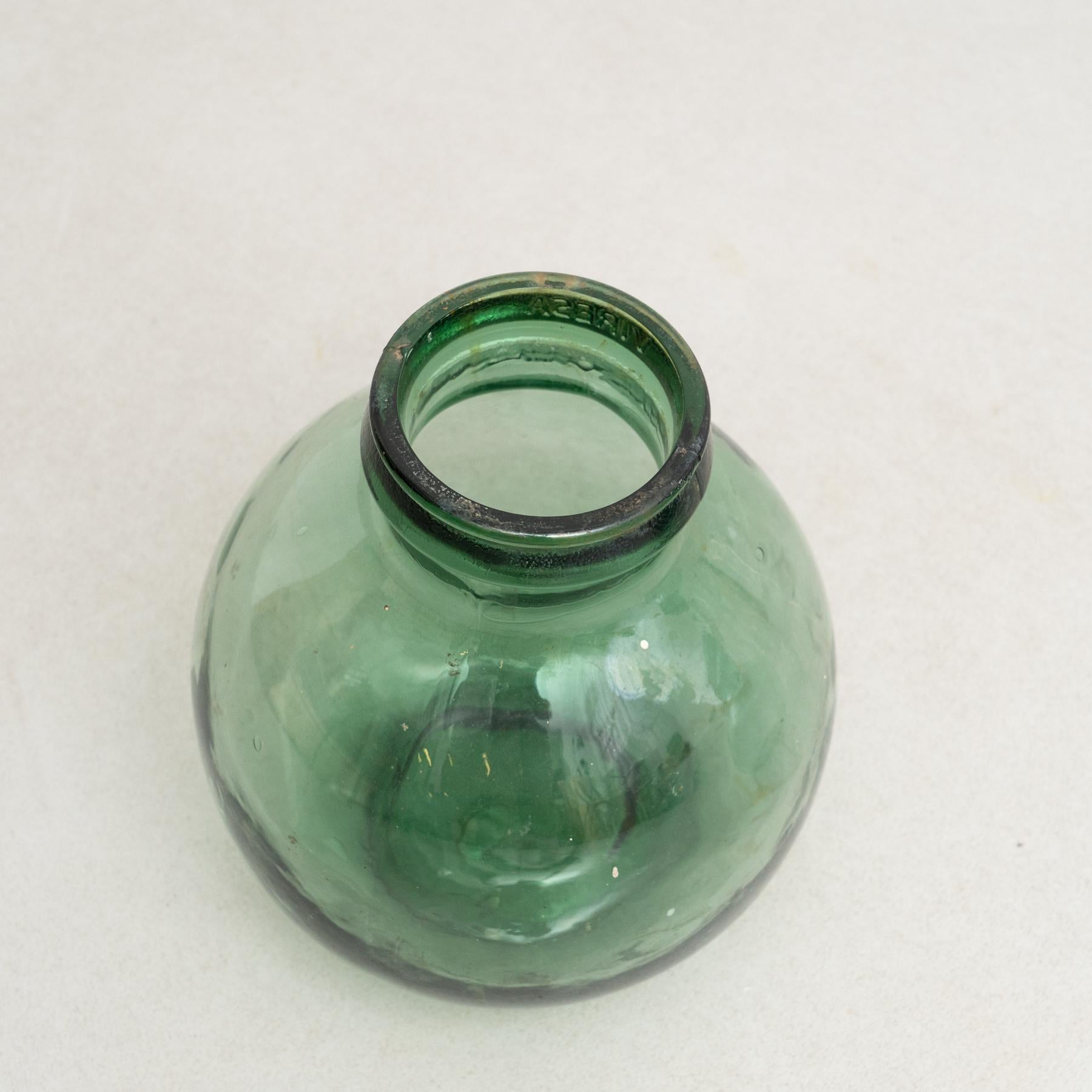 Antique French Viresa Set di due bottiglie di vetro da Barcellona circa 1950 4