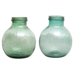 Antique French Viresa Set di due bottiglie di vetro da Barcellona circa 1950